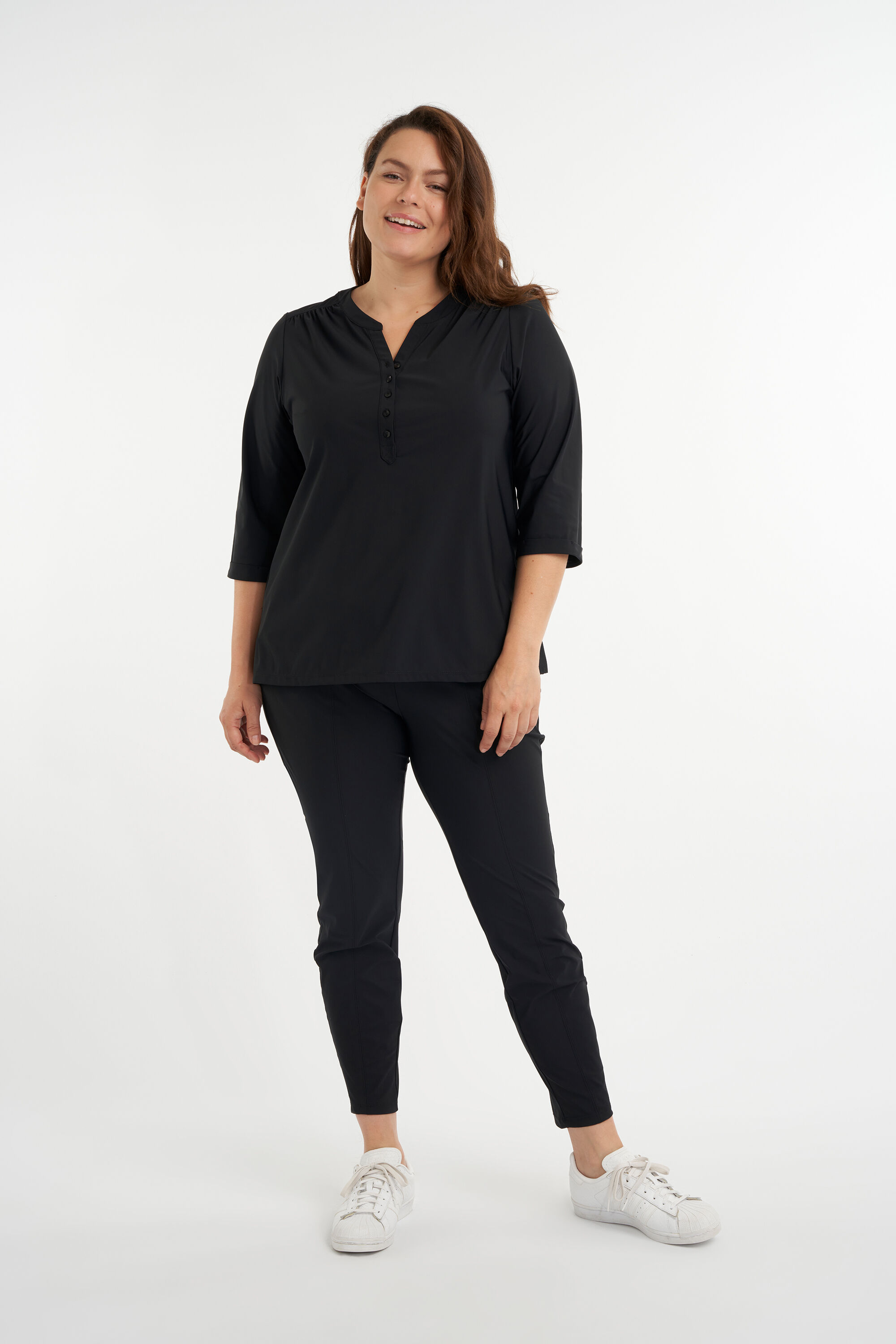 Top mit V-Ausschnitt  image number 6