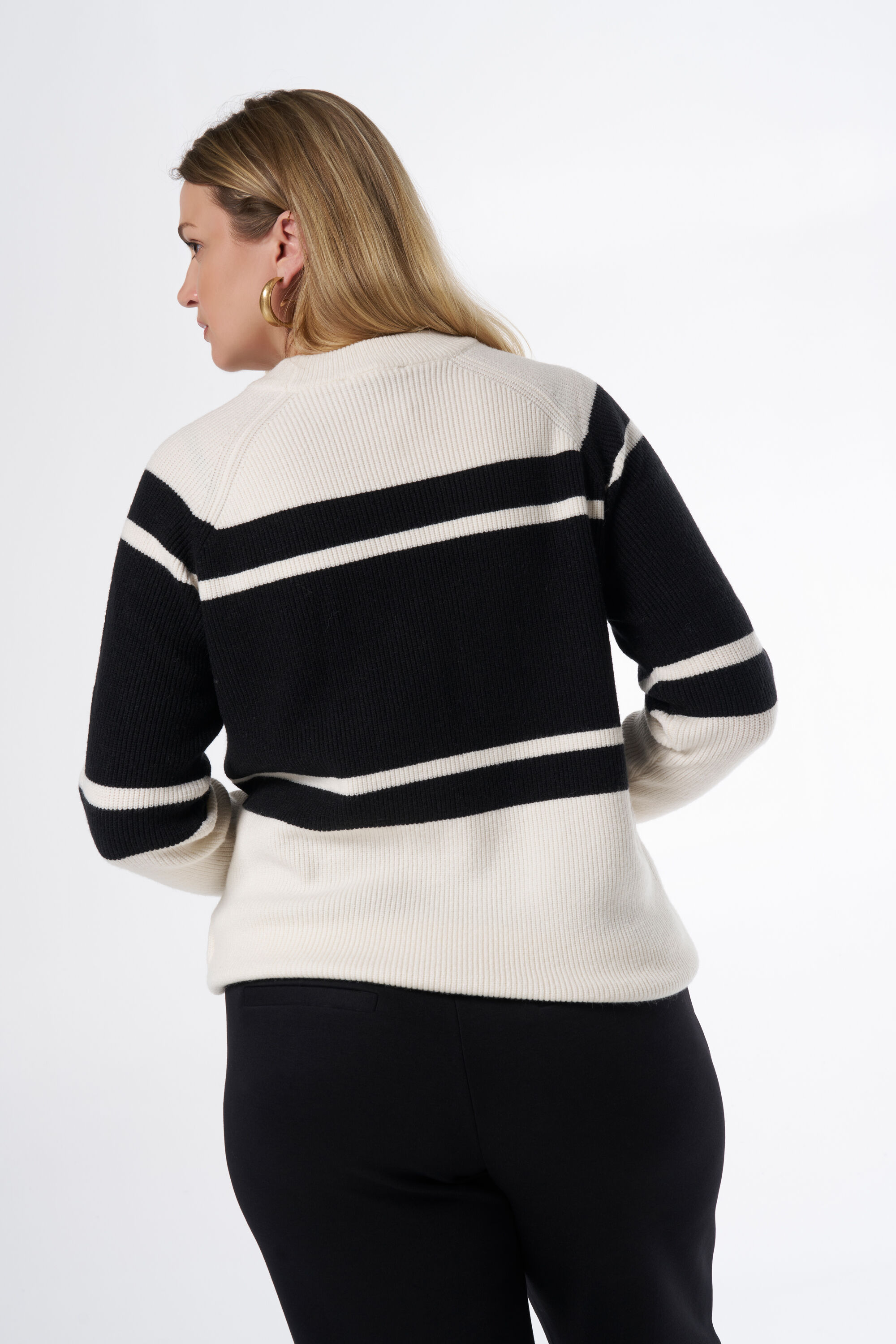 Sportlicher Pullover image number 3
