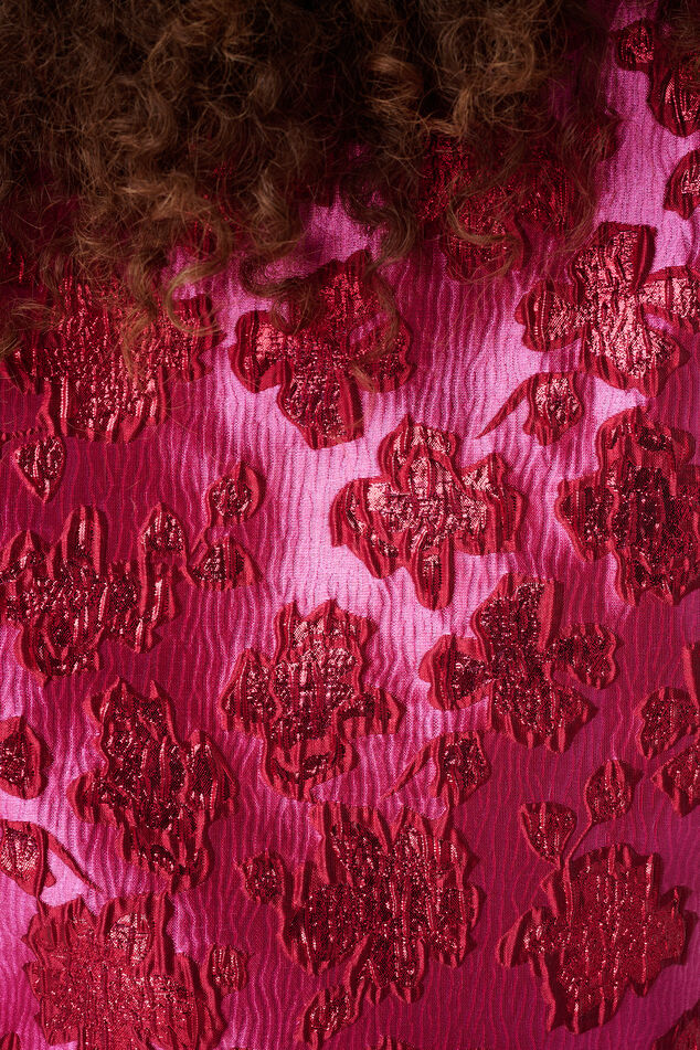 Glitzer-Jacquard-Top mit Puffärmeln image number 6