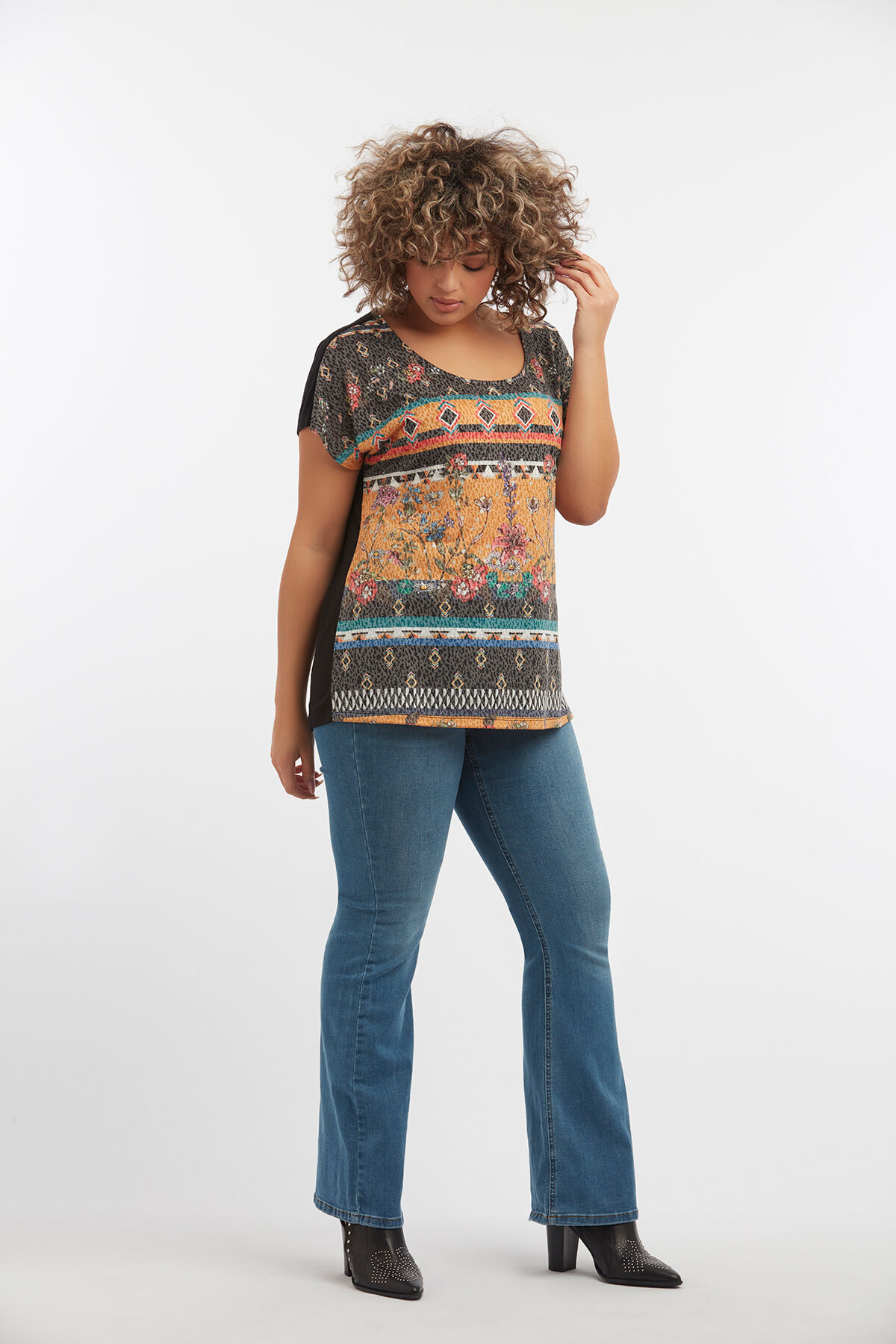 T-Shirt mit Panel-Print image number 3