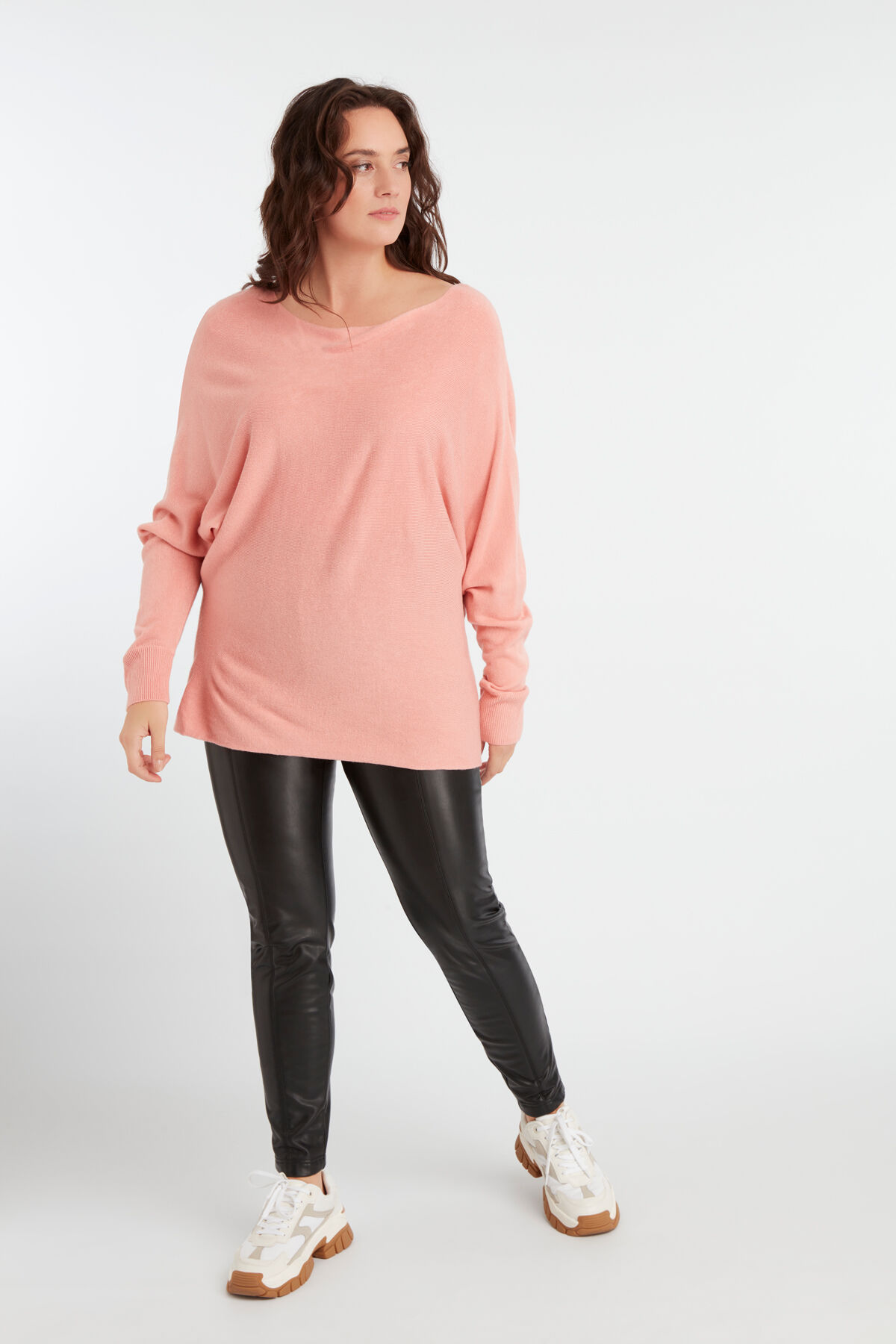 Pullover mit Fledermaus&auml;rmeln image number 4