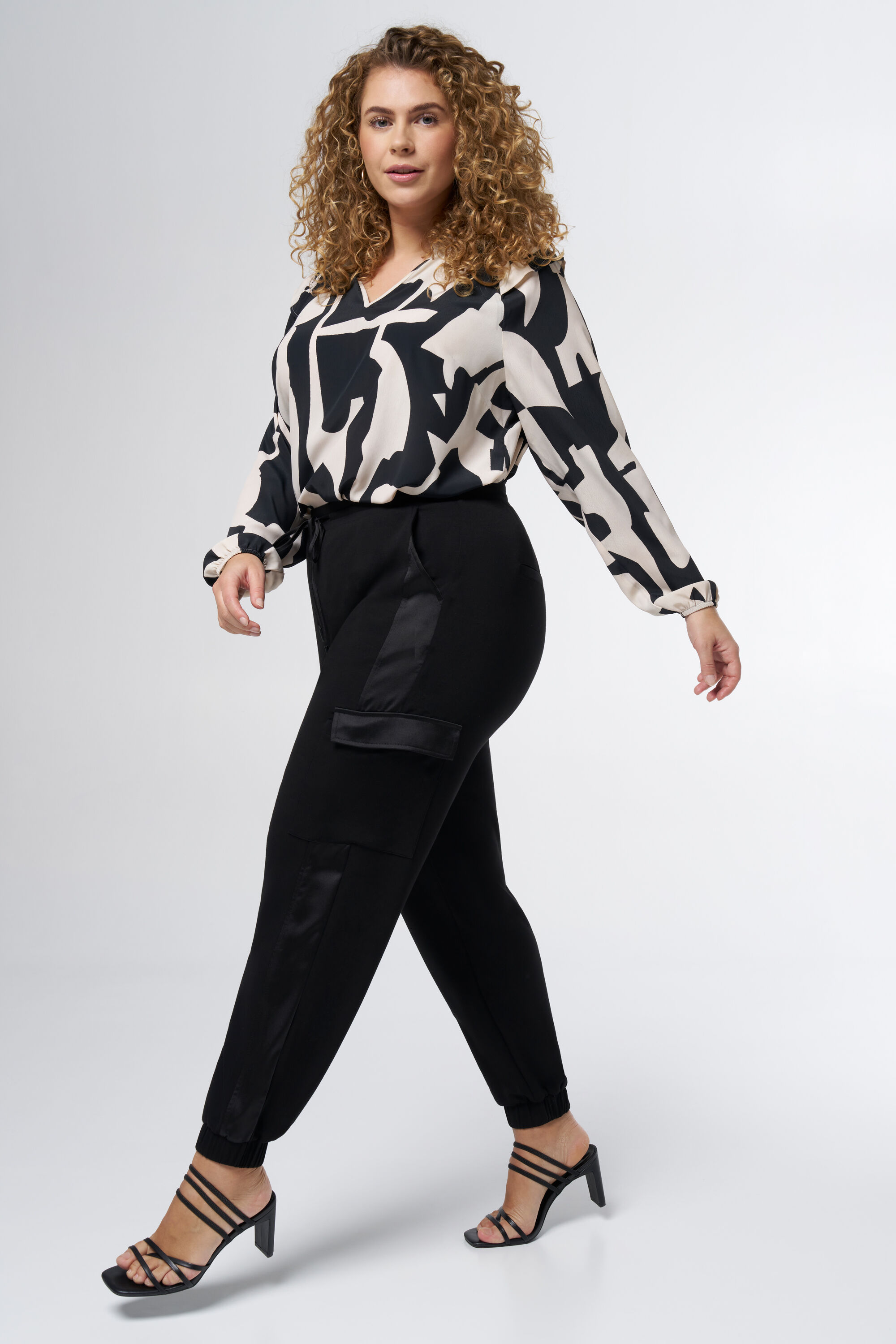 Satin-Cargohose image number 5