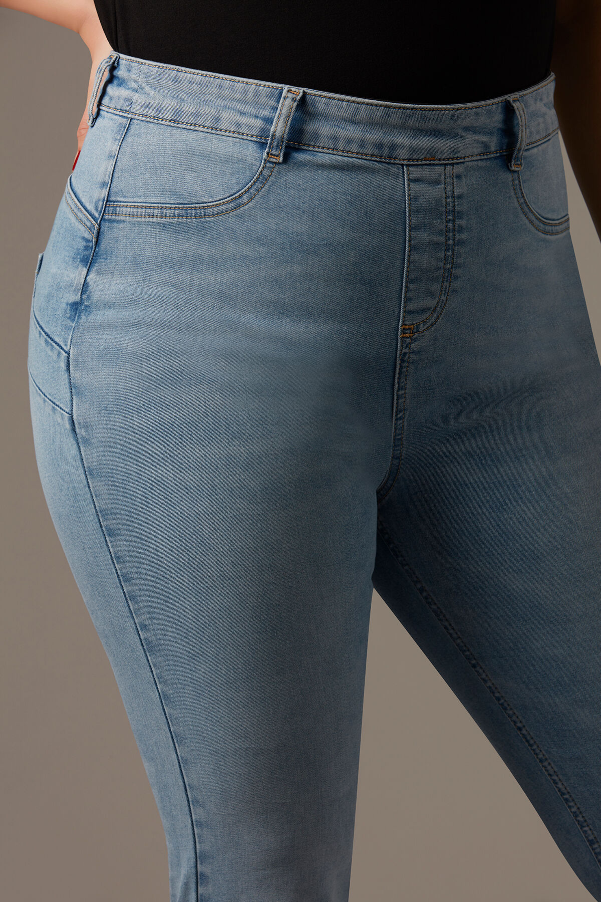 Magic Simplicity SCULPTS Treggings image number 4