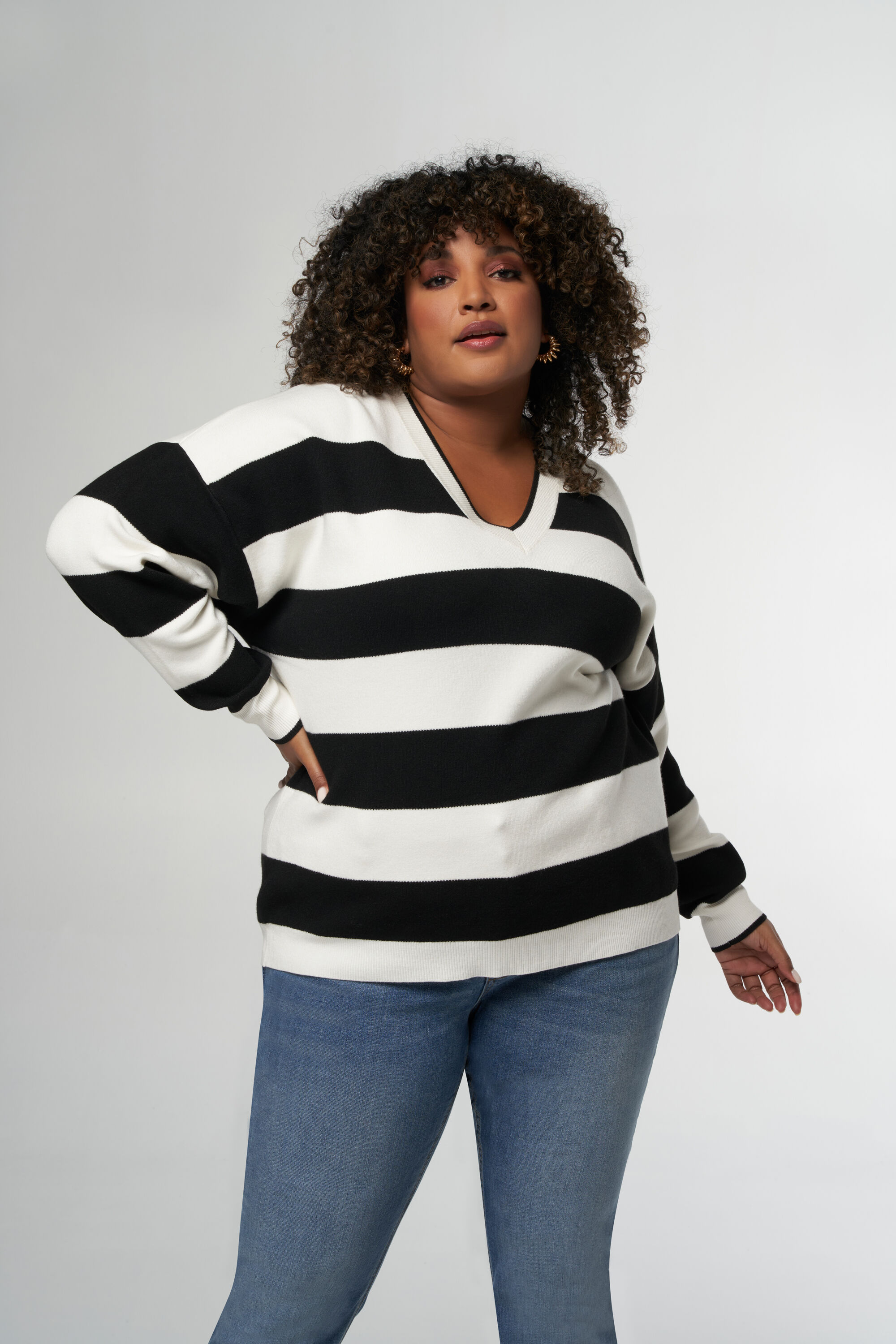 Gestreifter Feinstrick-Pullover image number 0