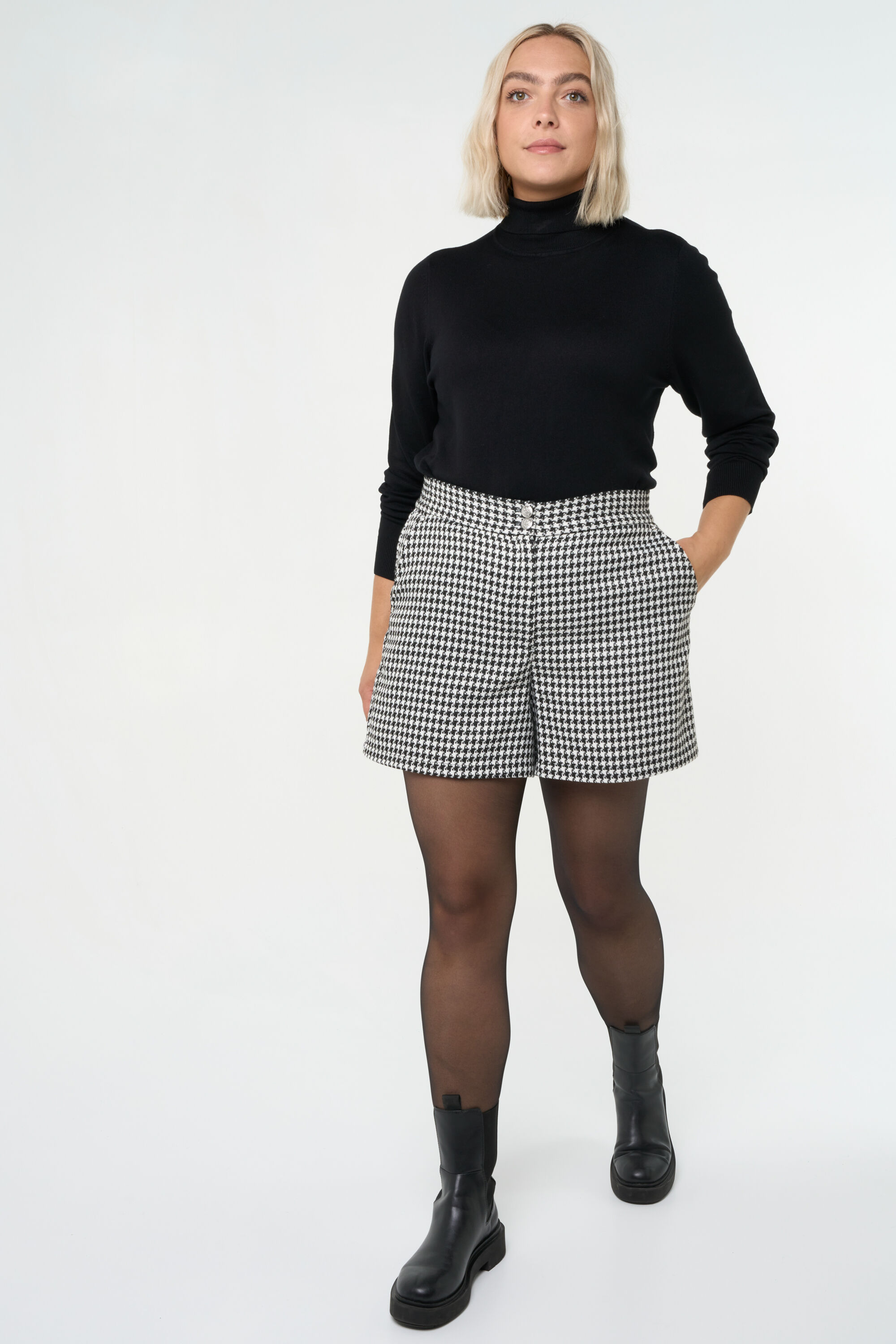 Feinstrickpullover mit Rollkragen image number 6