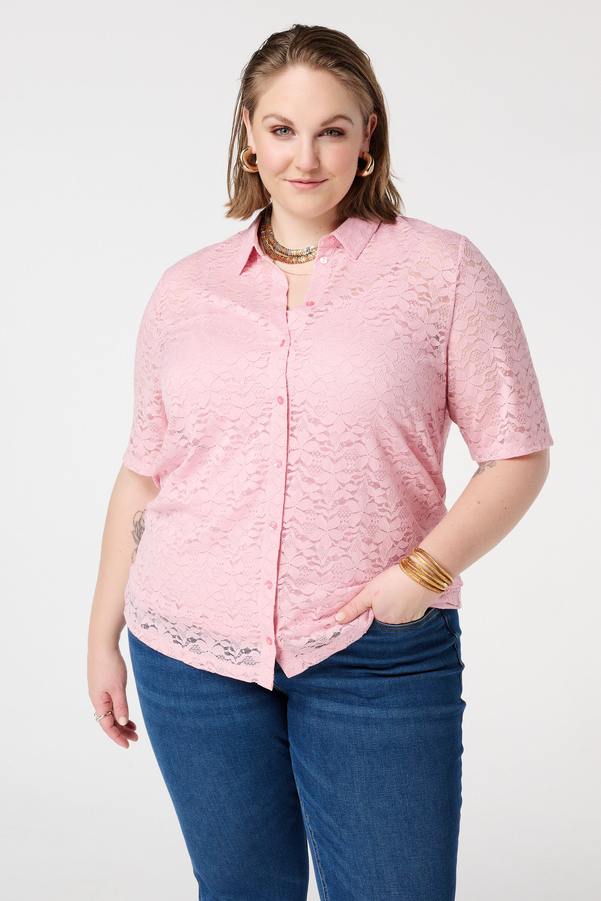 Spitzenoberteil mit kurzen &Auml;rmeln