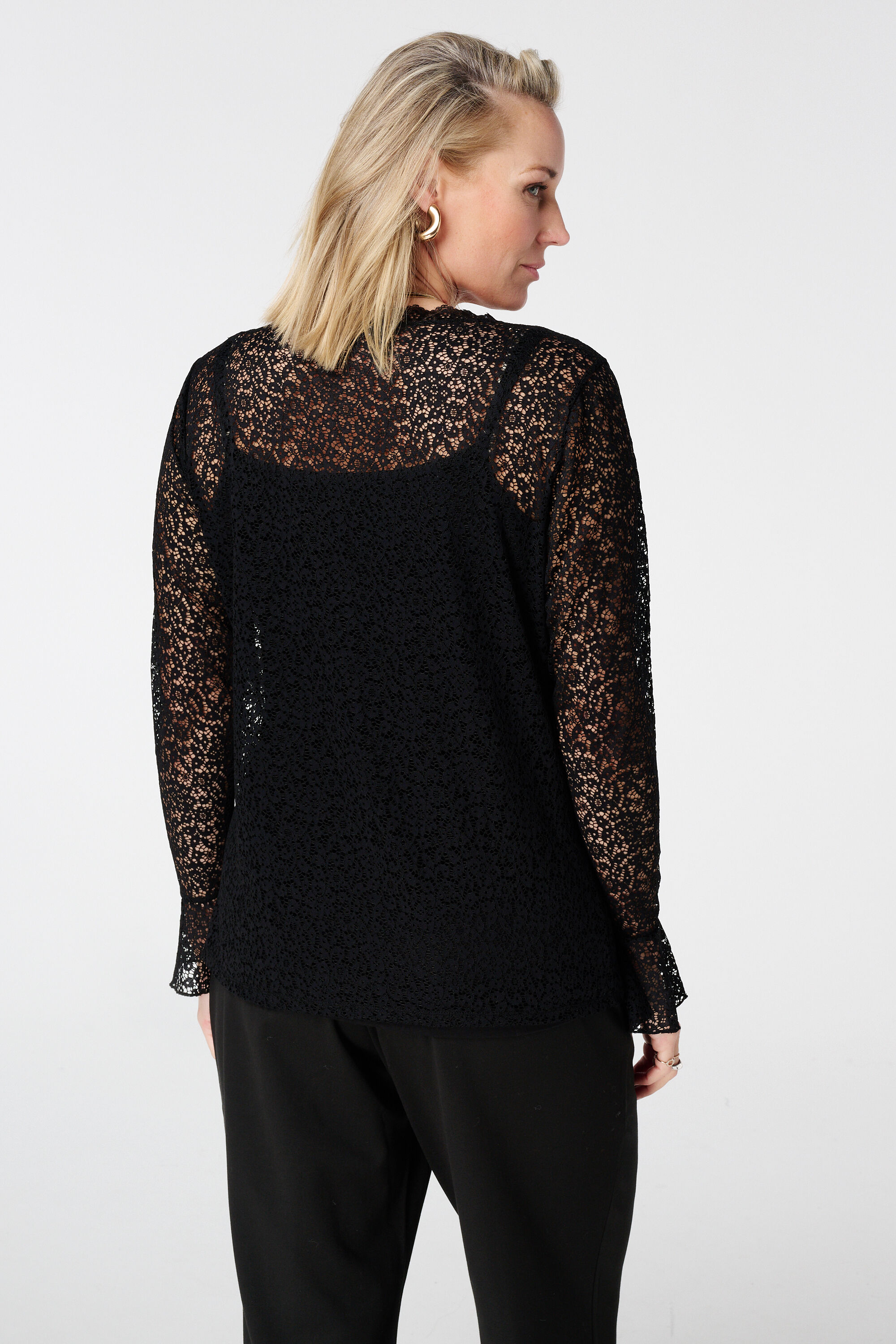 Spitzenoberteil mit Trompeten&auml;rmeln image number 3