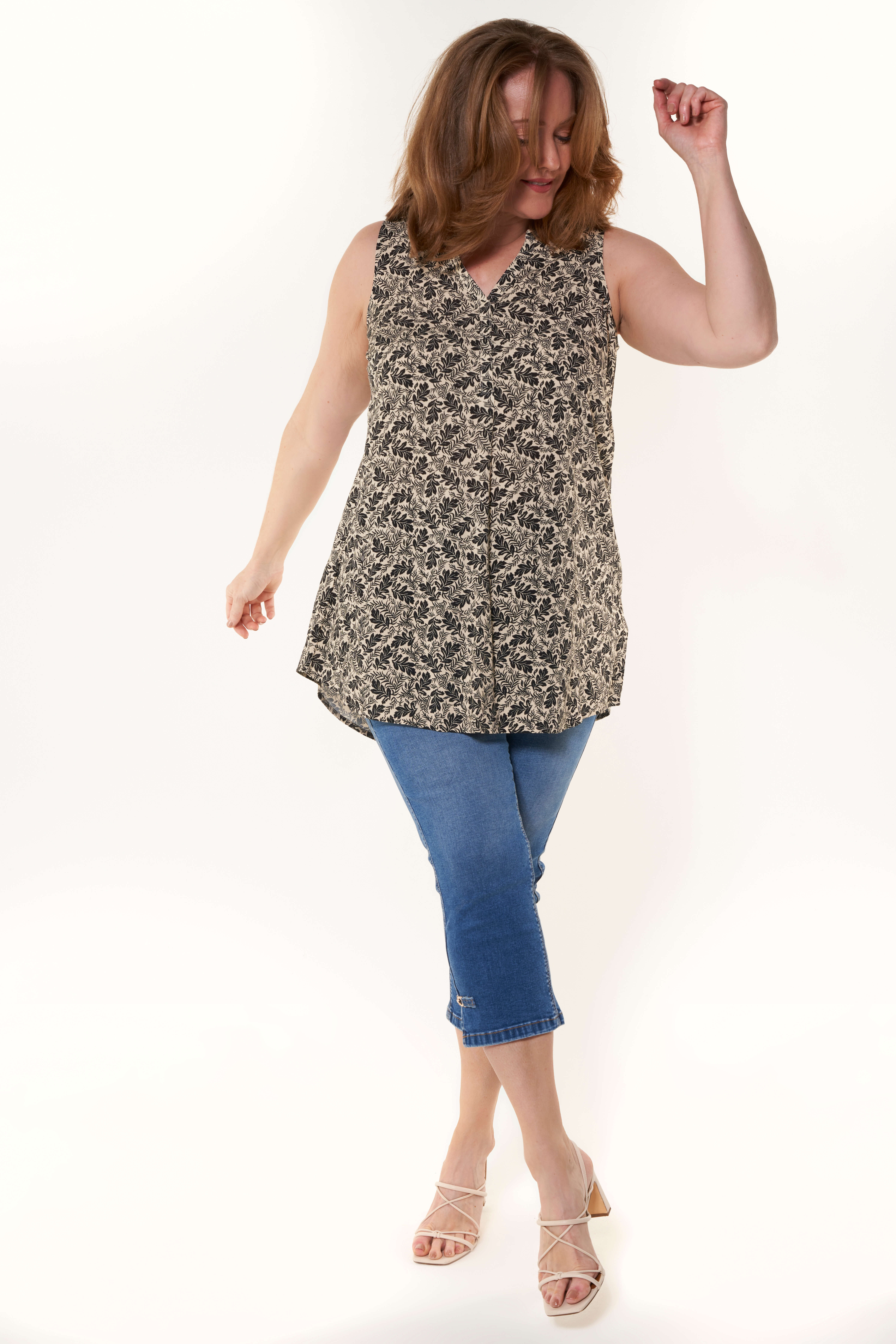 &Auml;rmellose Bluse image number 6