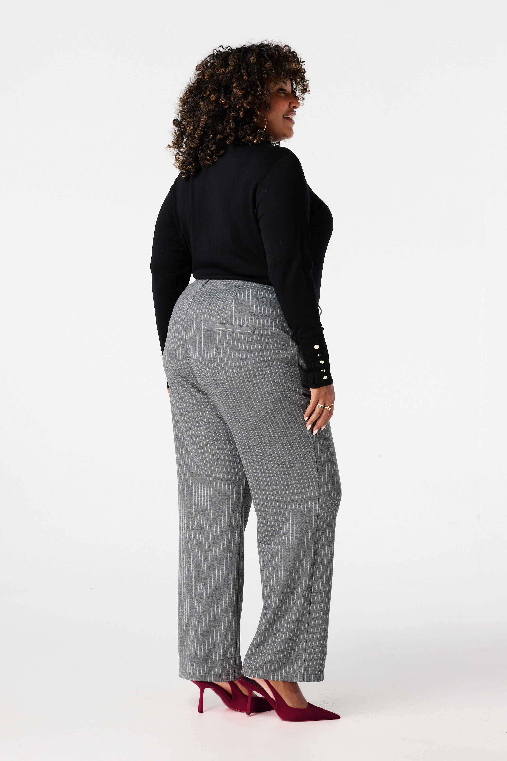 Hose mit elastischem Bund und Nadelstreifen image number 3