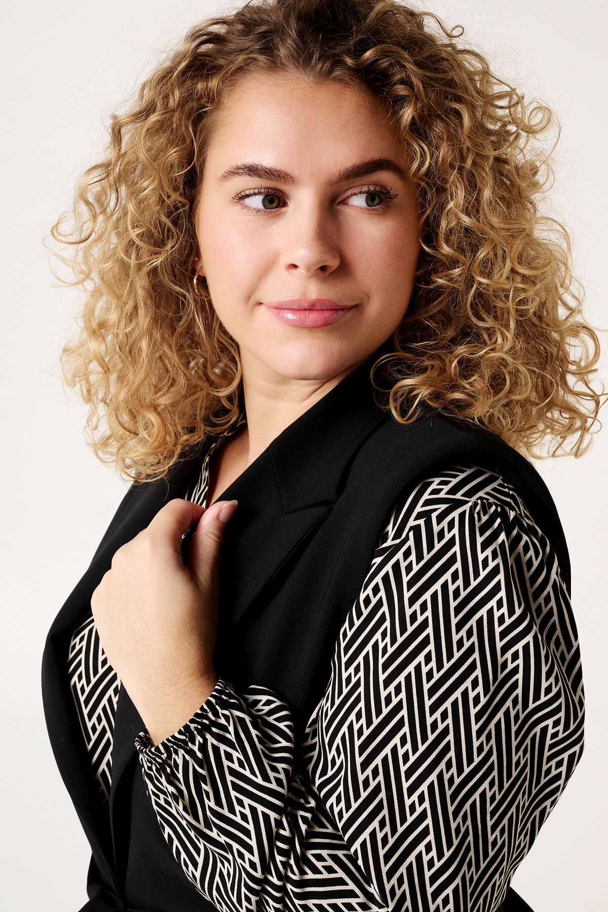 Weste mit dazu passendem G&uuml;rtel image number 5