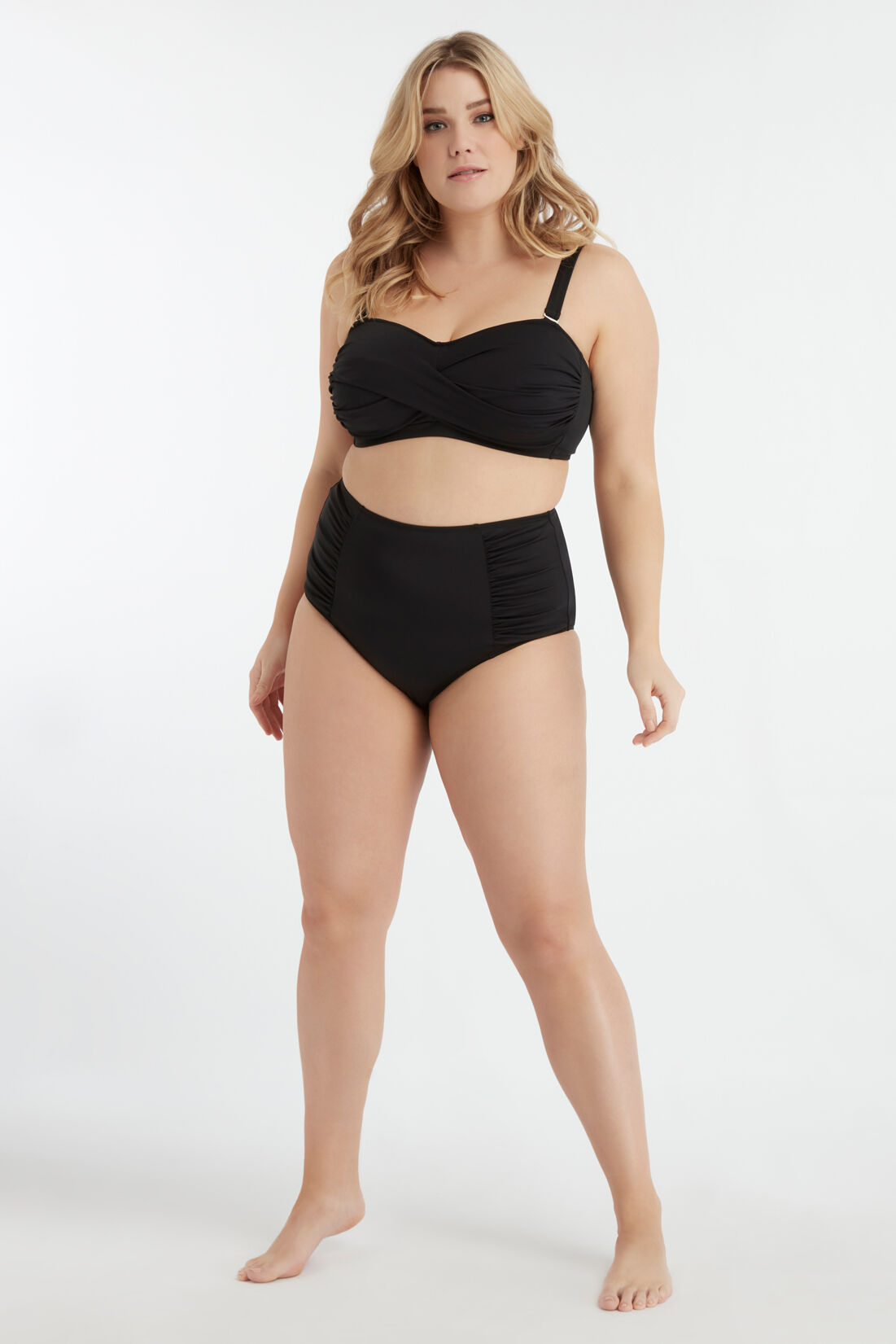 Einfarbiges Bikini-Oberteil image number 6