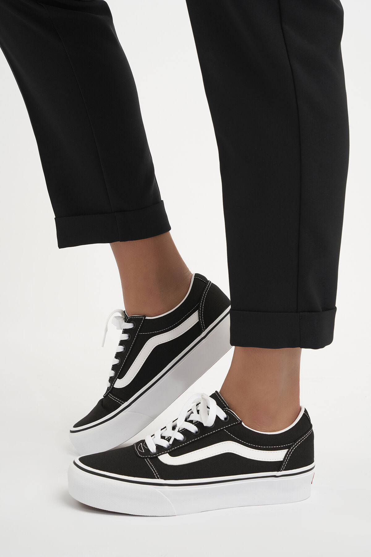 Hose im Cropped-Style image number 5