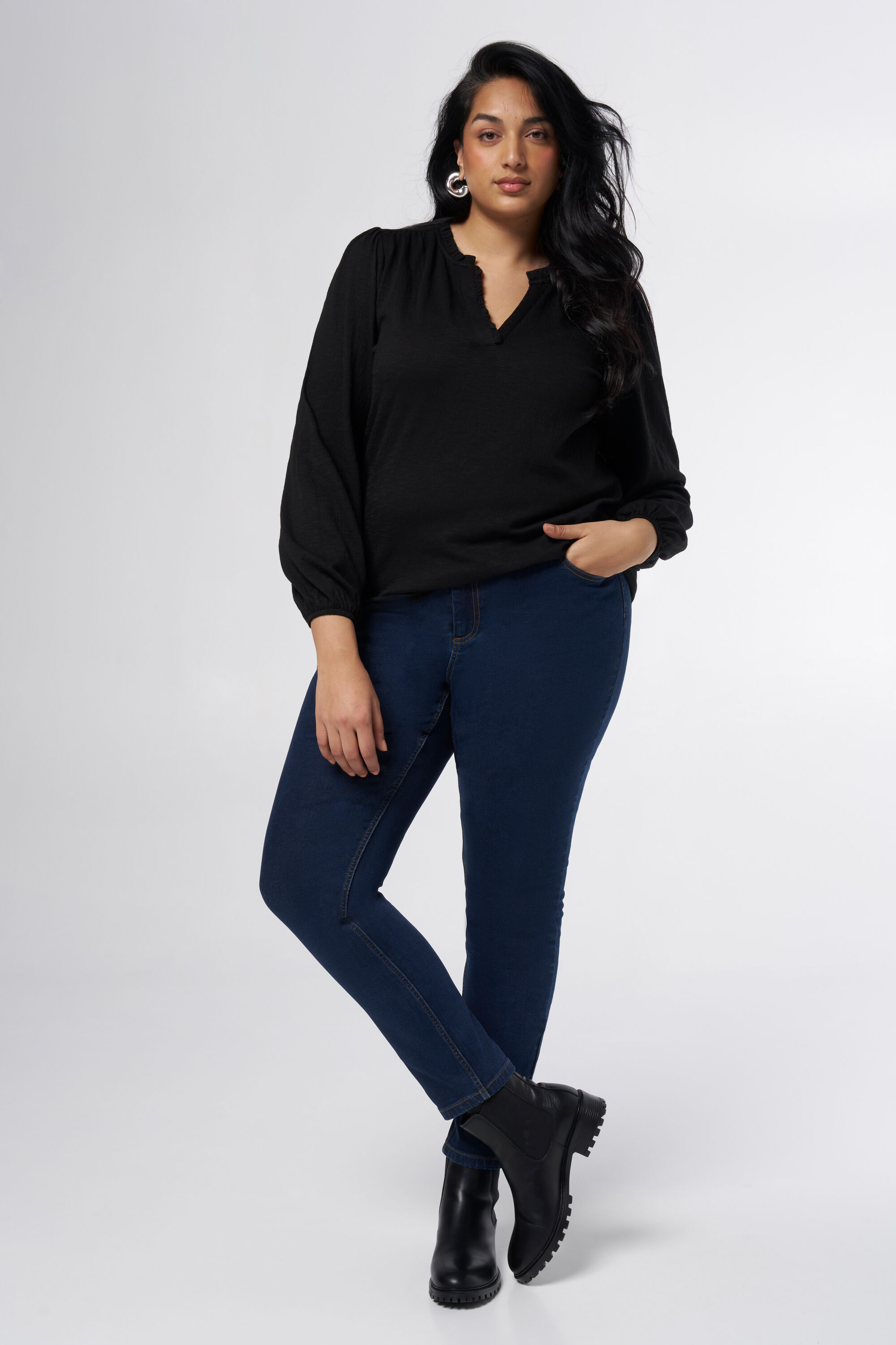 Top mit V-Ausschnitt image number 5