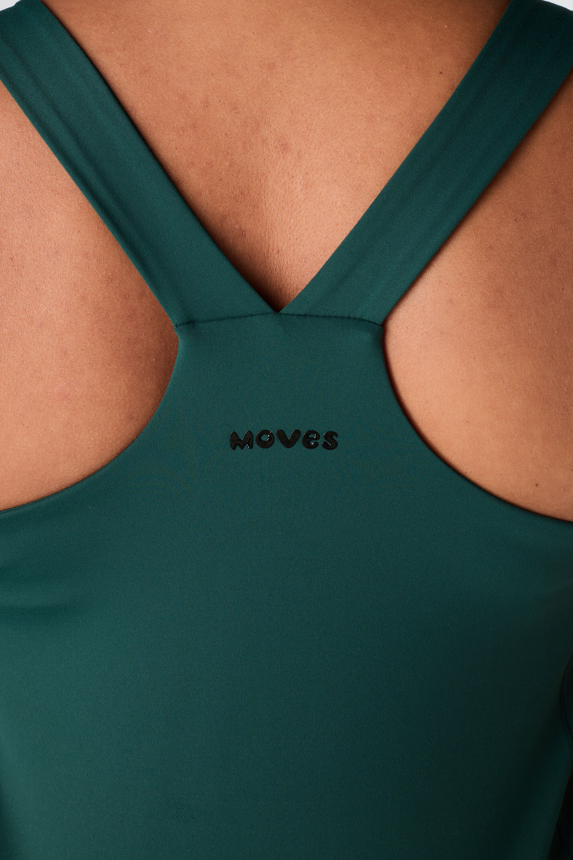 Sporttop mit integriertem BH image number 6