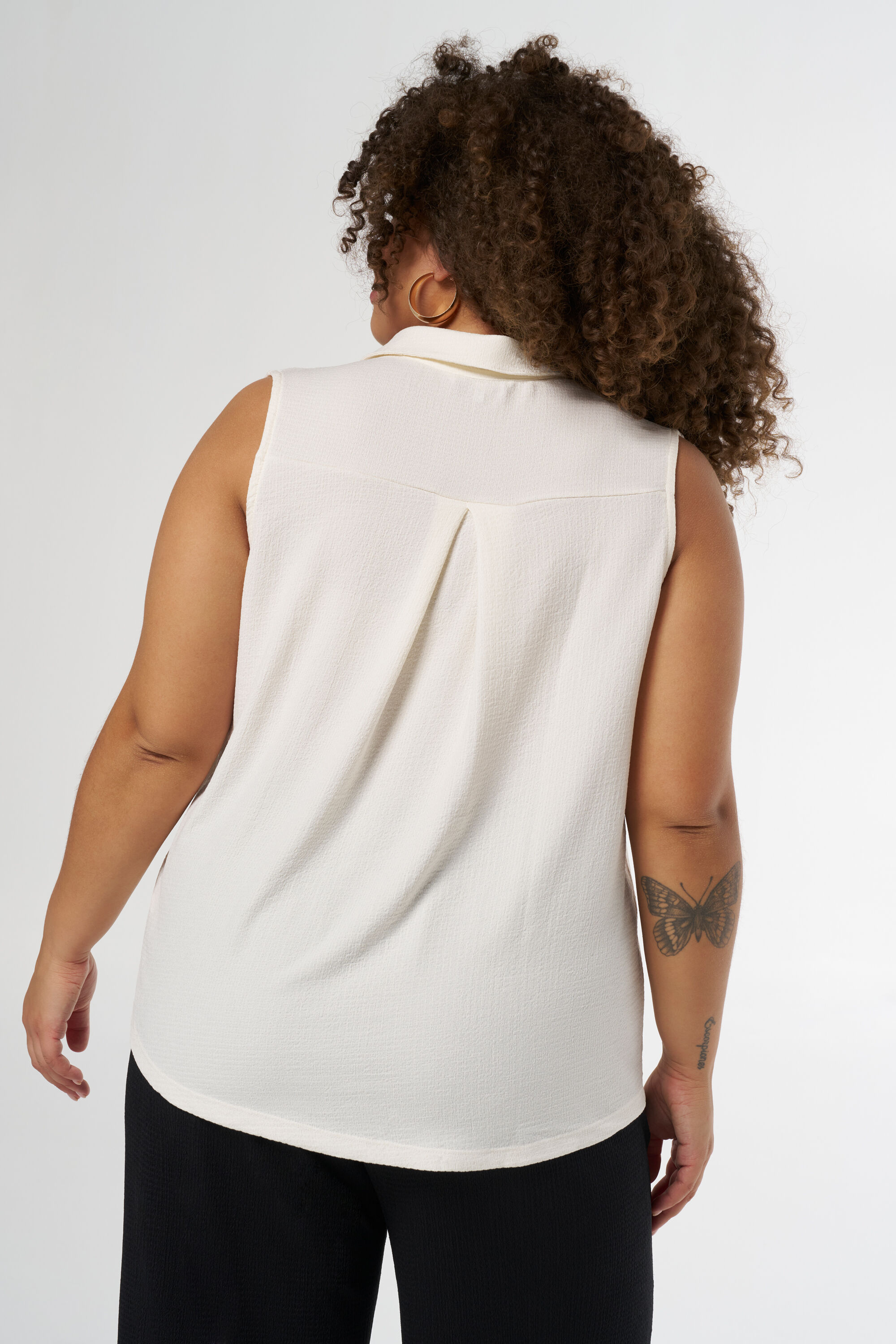 &Auml;rmelloses Oberteil mit Kragen image number 3