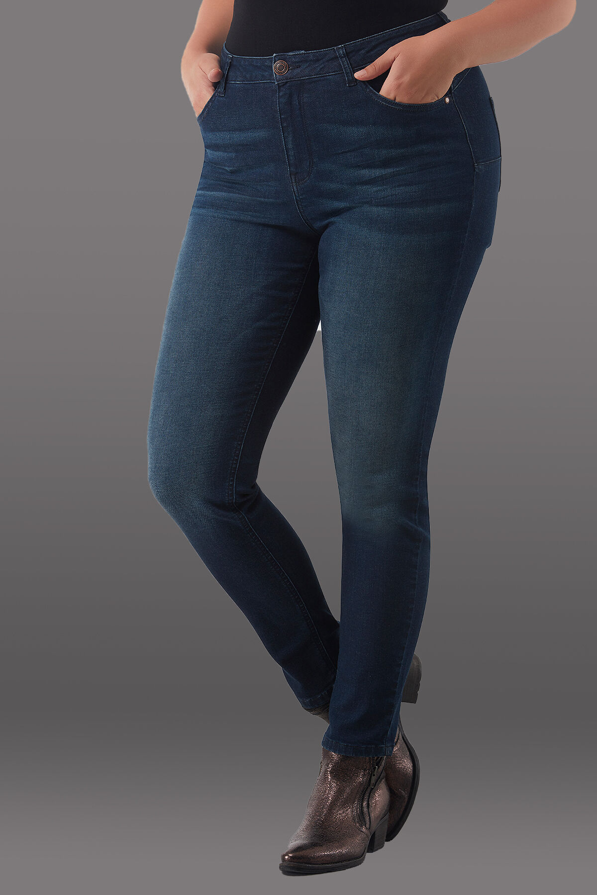 Magic Simplicity LIFTS jeans image number 4