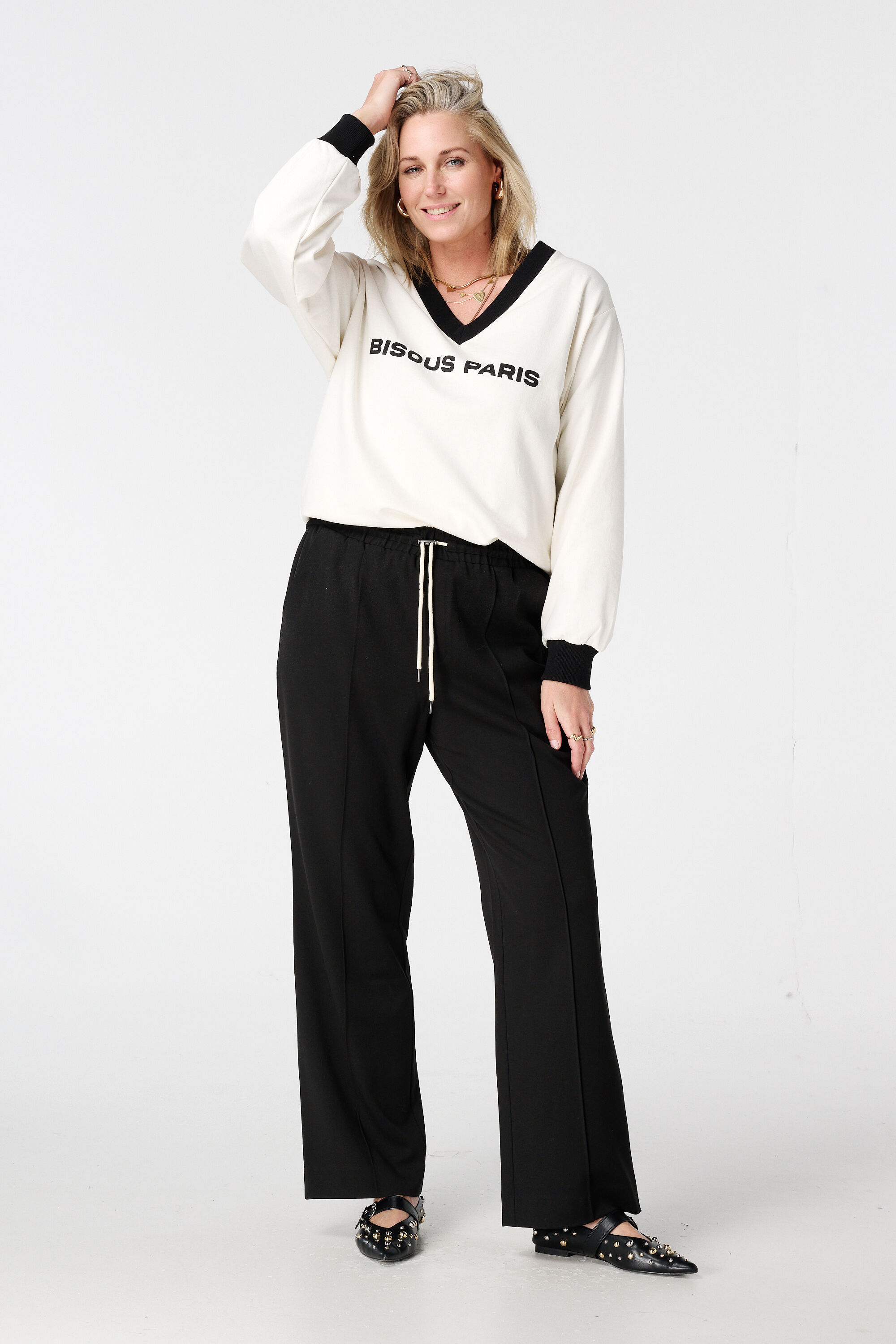 Sweater mit V-Ausschnitt und kontrastierenden B&uuml;ndchen  image number 5