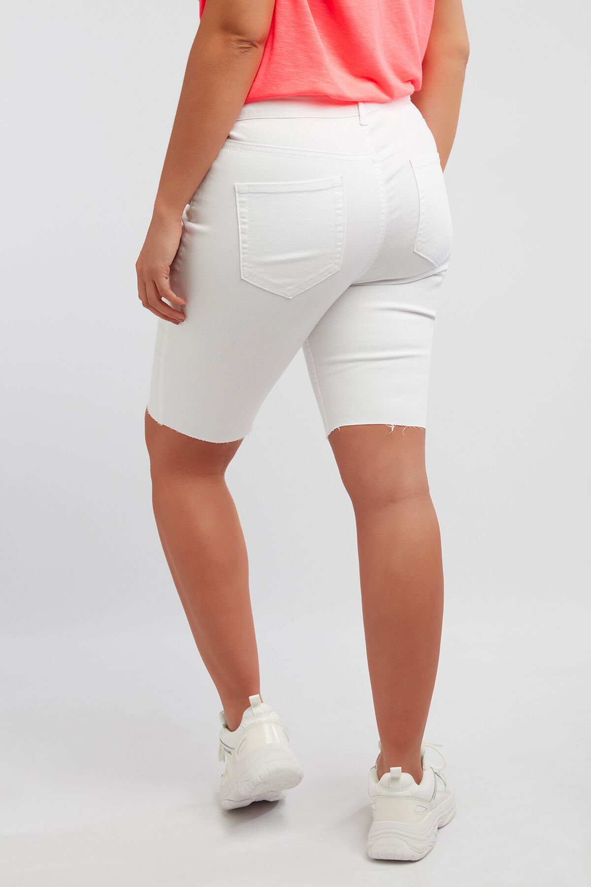 Biker-Shorts aus Denim  image number 5