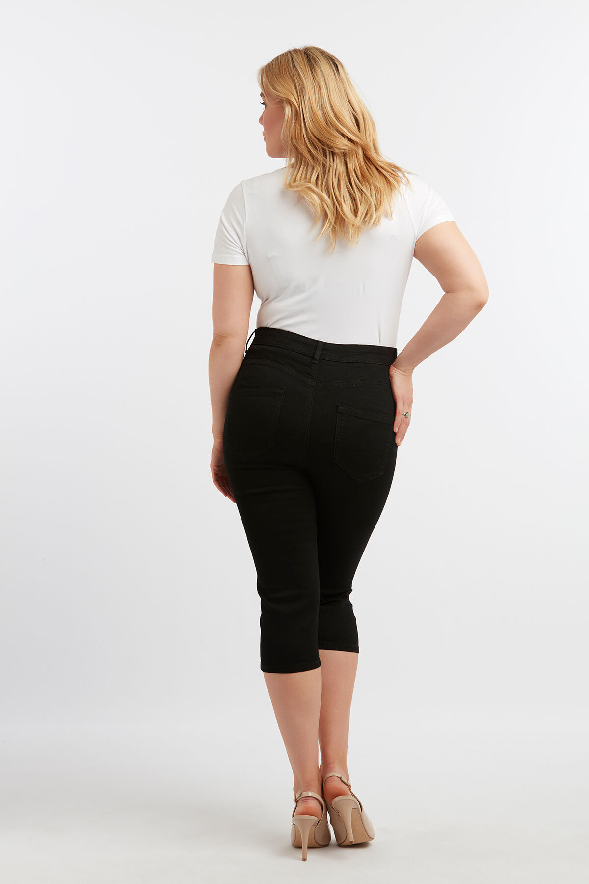 Magic Simplicity SCULPTS capri Treggings image number 4