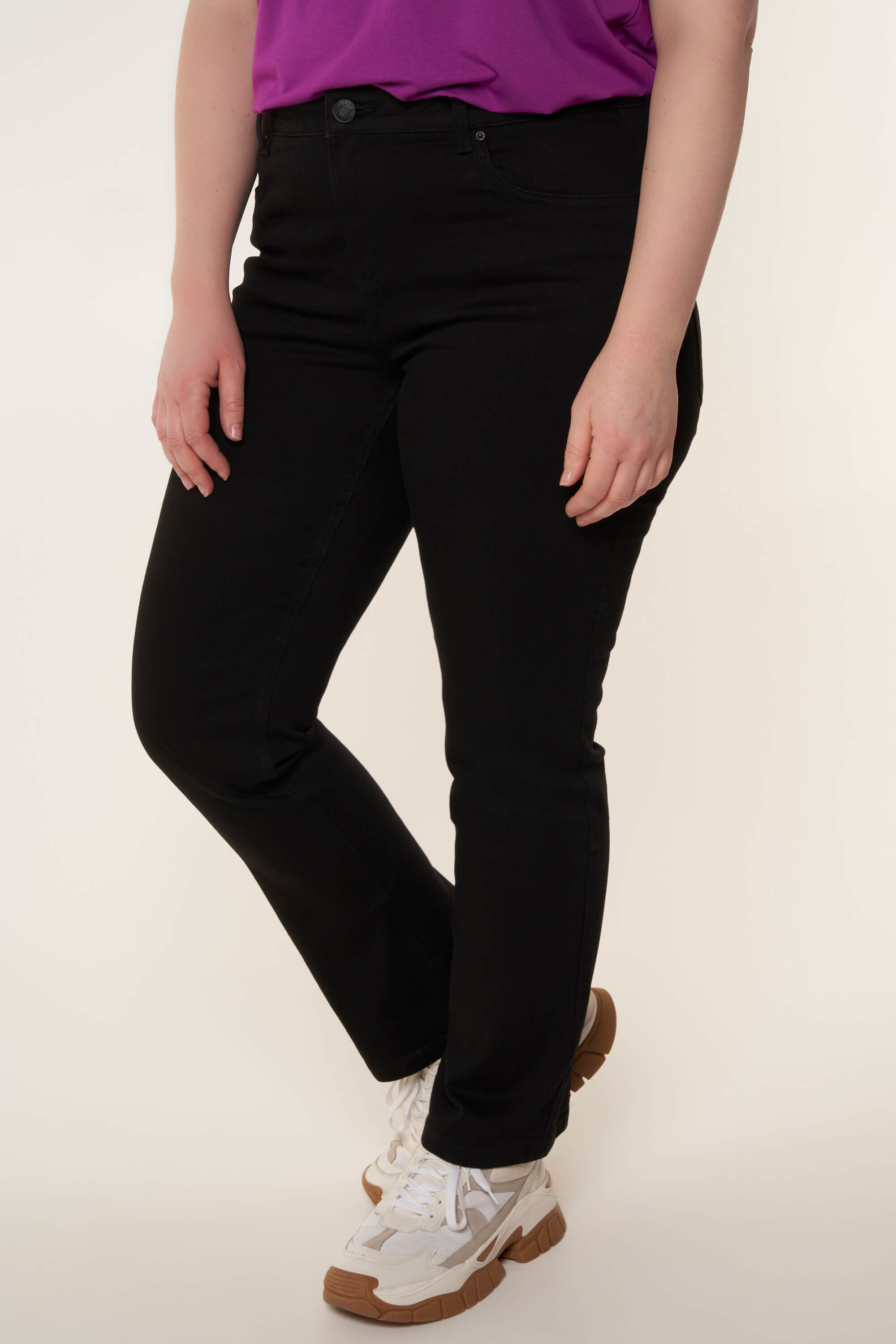 Straight-Leg Jeans LILY 30 inch image number 6
