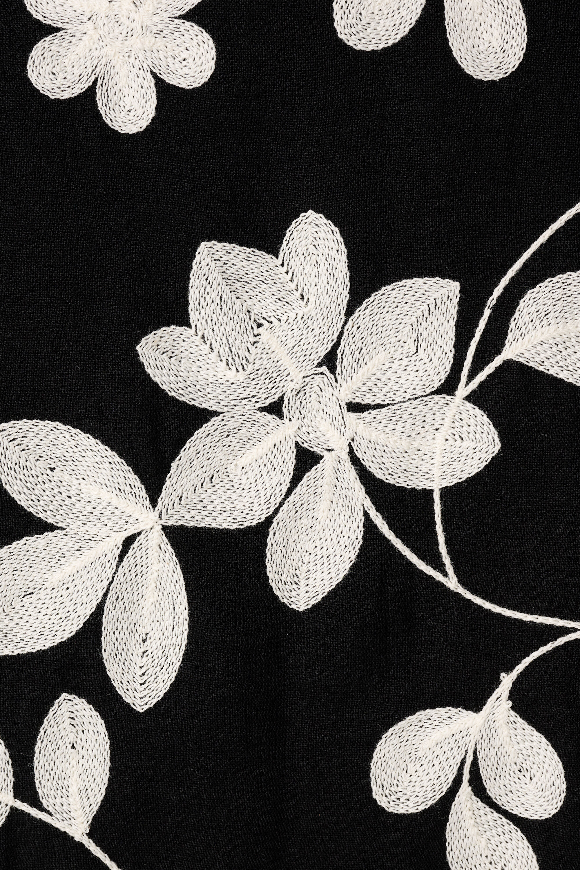 Gilet mit Stickerei image number 6