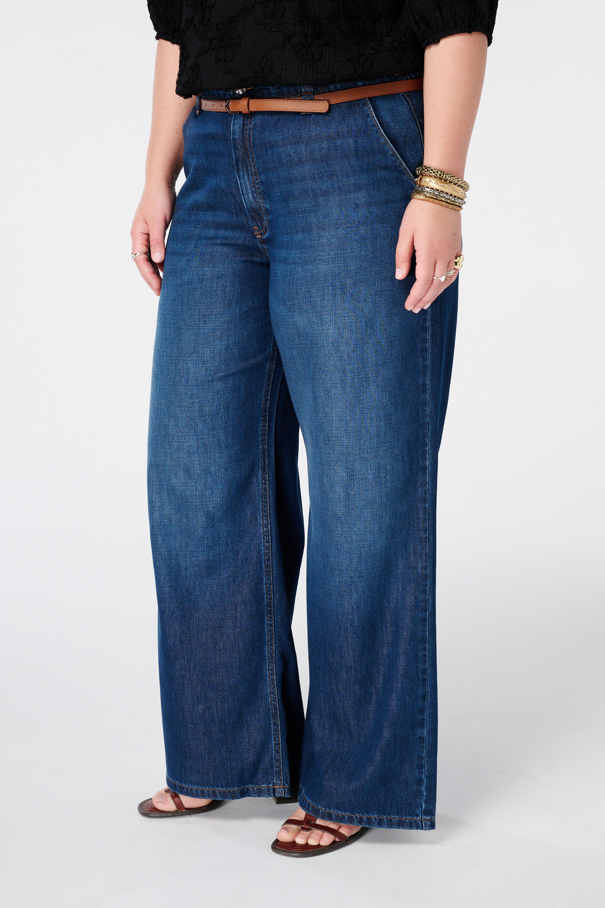 Wide Leg Jeans mit G&uuml;rtel image number 5