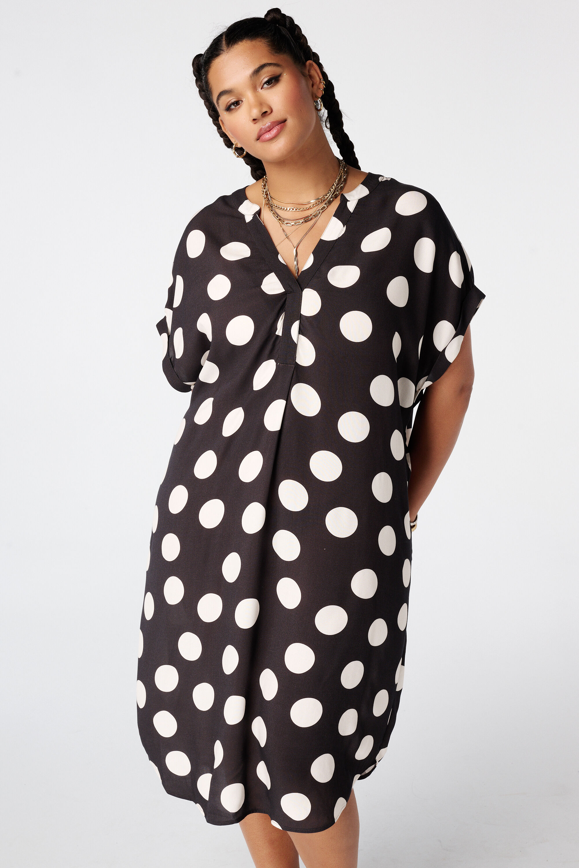 Kleid mit V Ausschnitt image number 5
