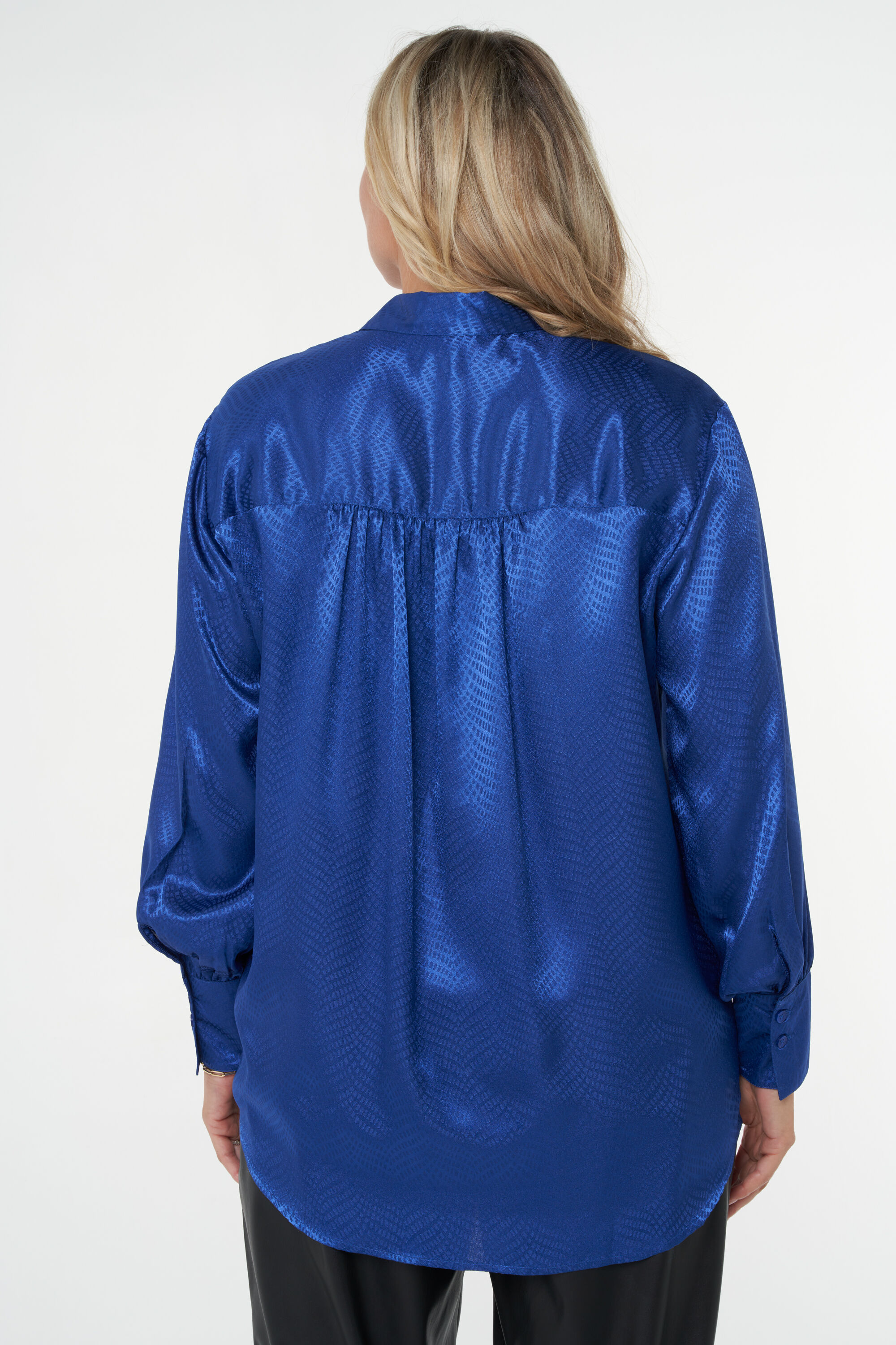 Bluse aus gl&auml;nzendem Stoff  image number 4