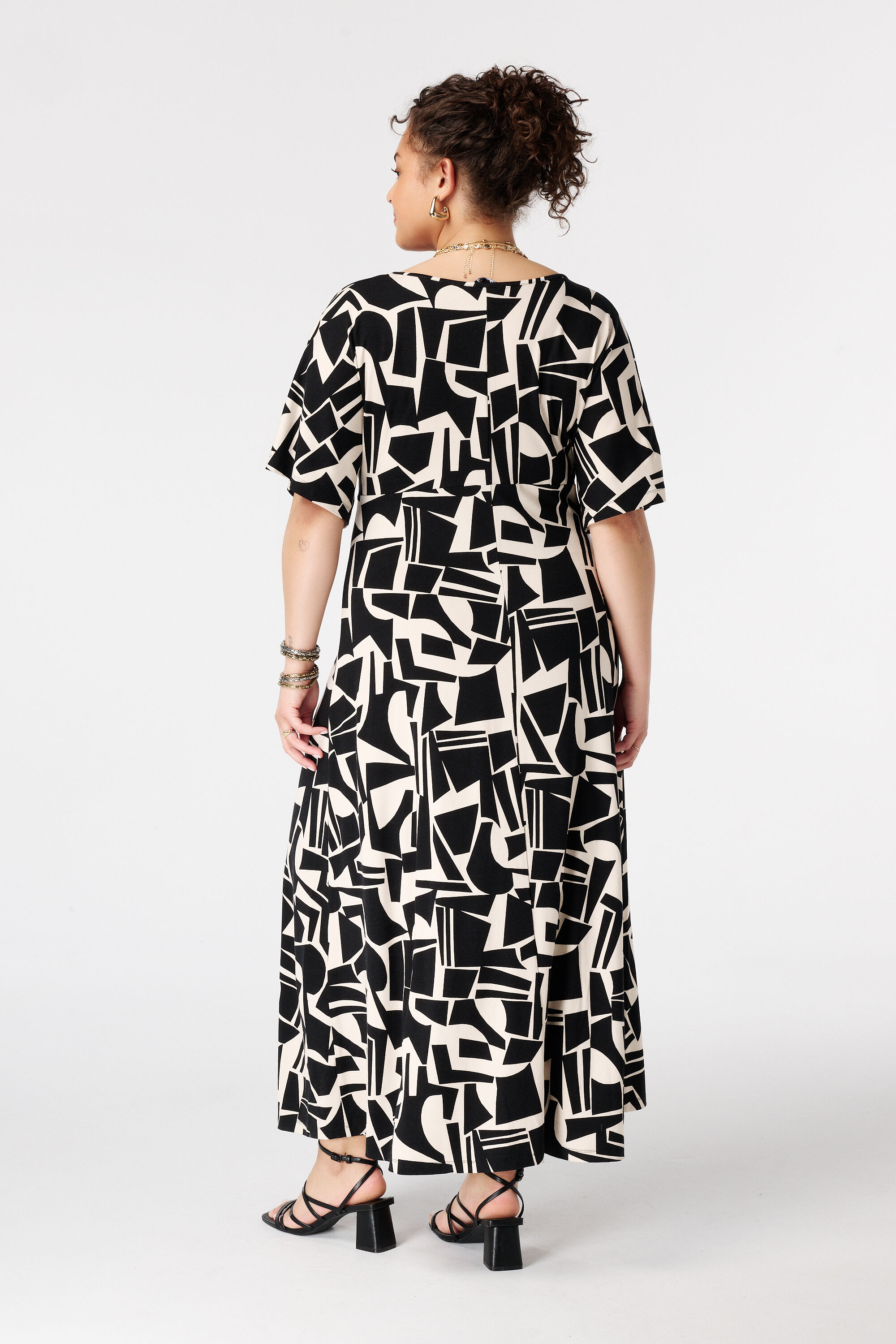 Kleid mit Print image number 3