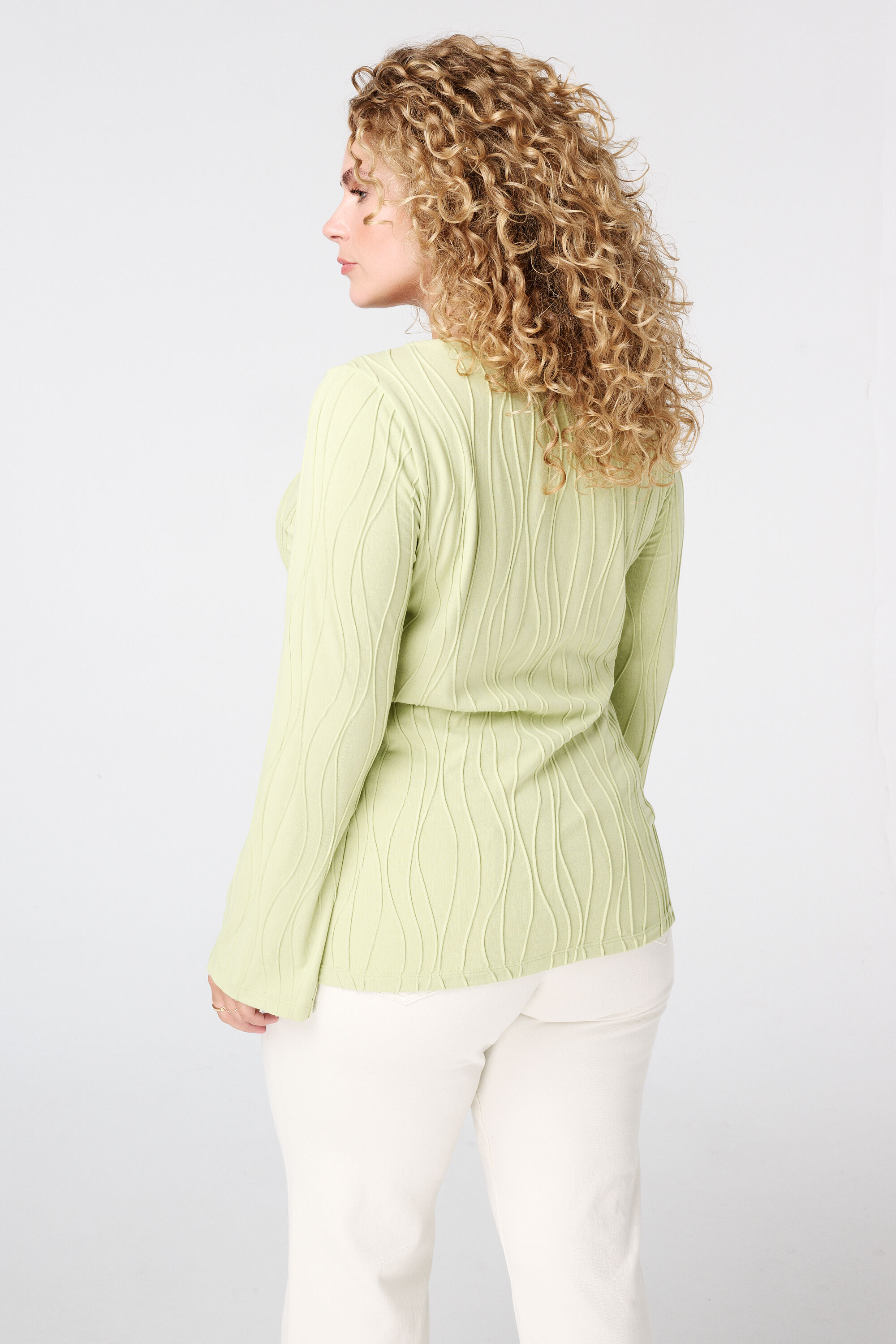 Tailliertes Langarm-T-Shirt image number 3