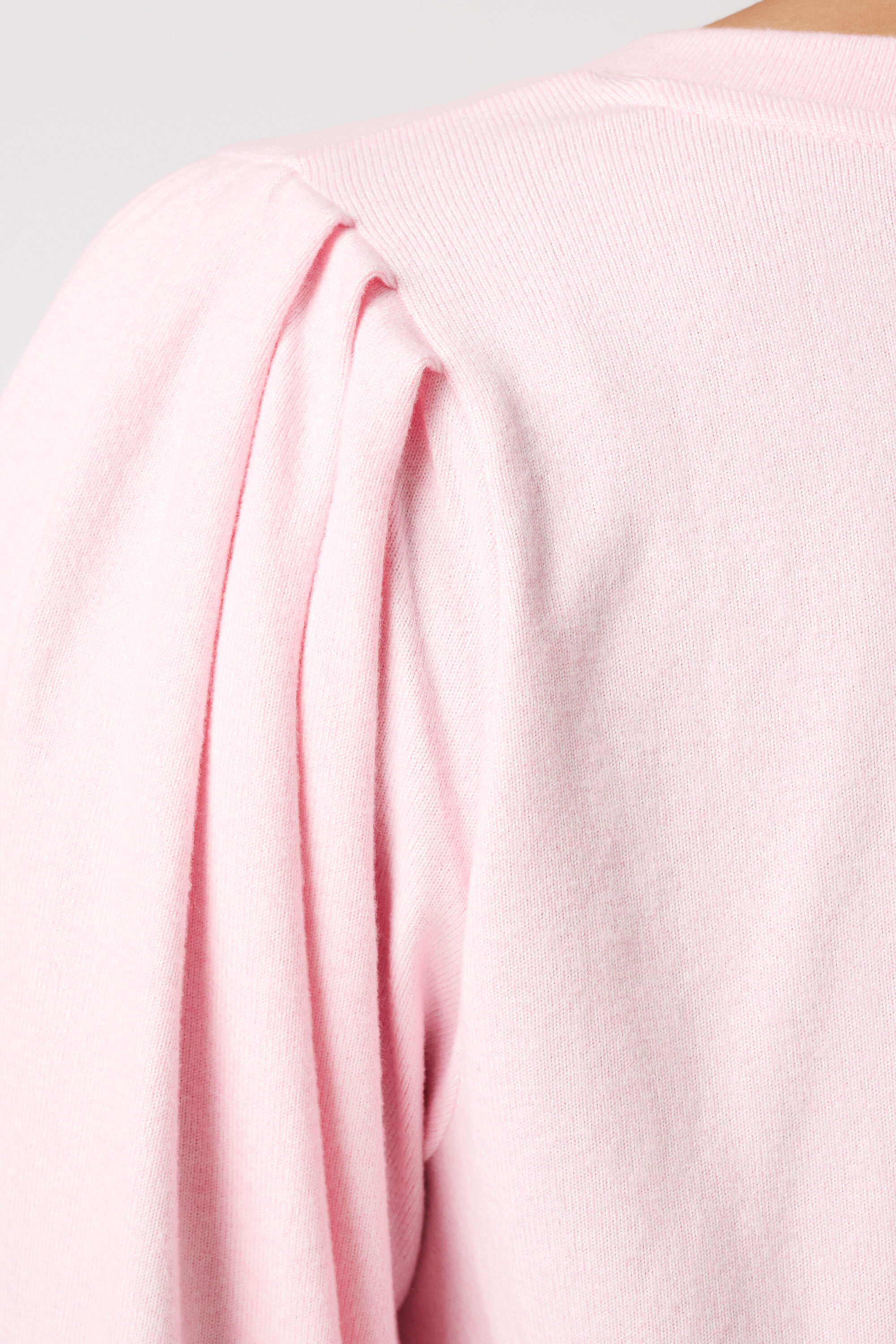 Fein gestrickter Pullover mit Puff&auml;rmeln image number 6