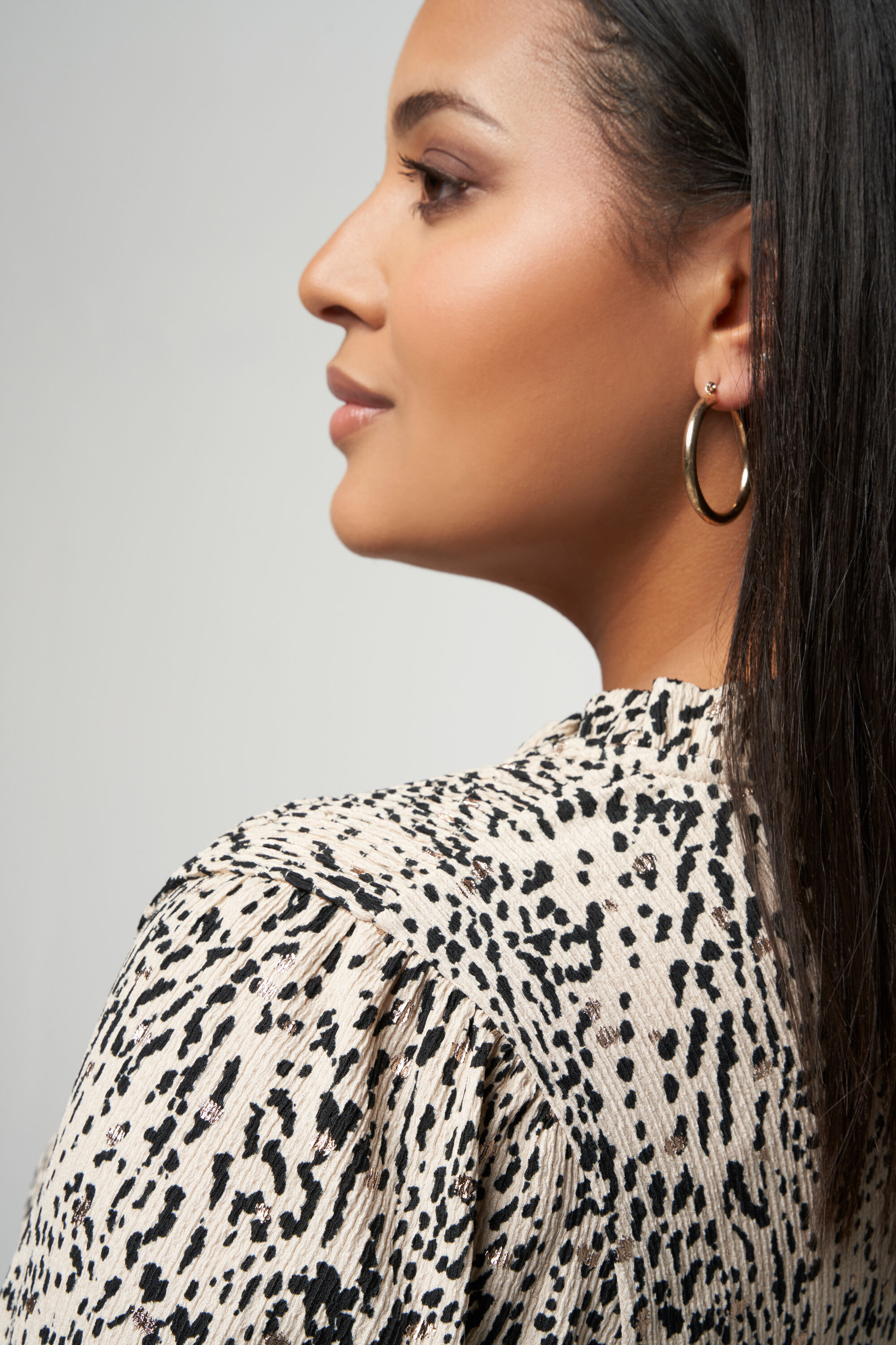 Bluse mit Animal-Print image number 4