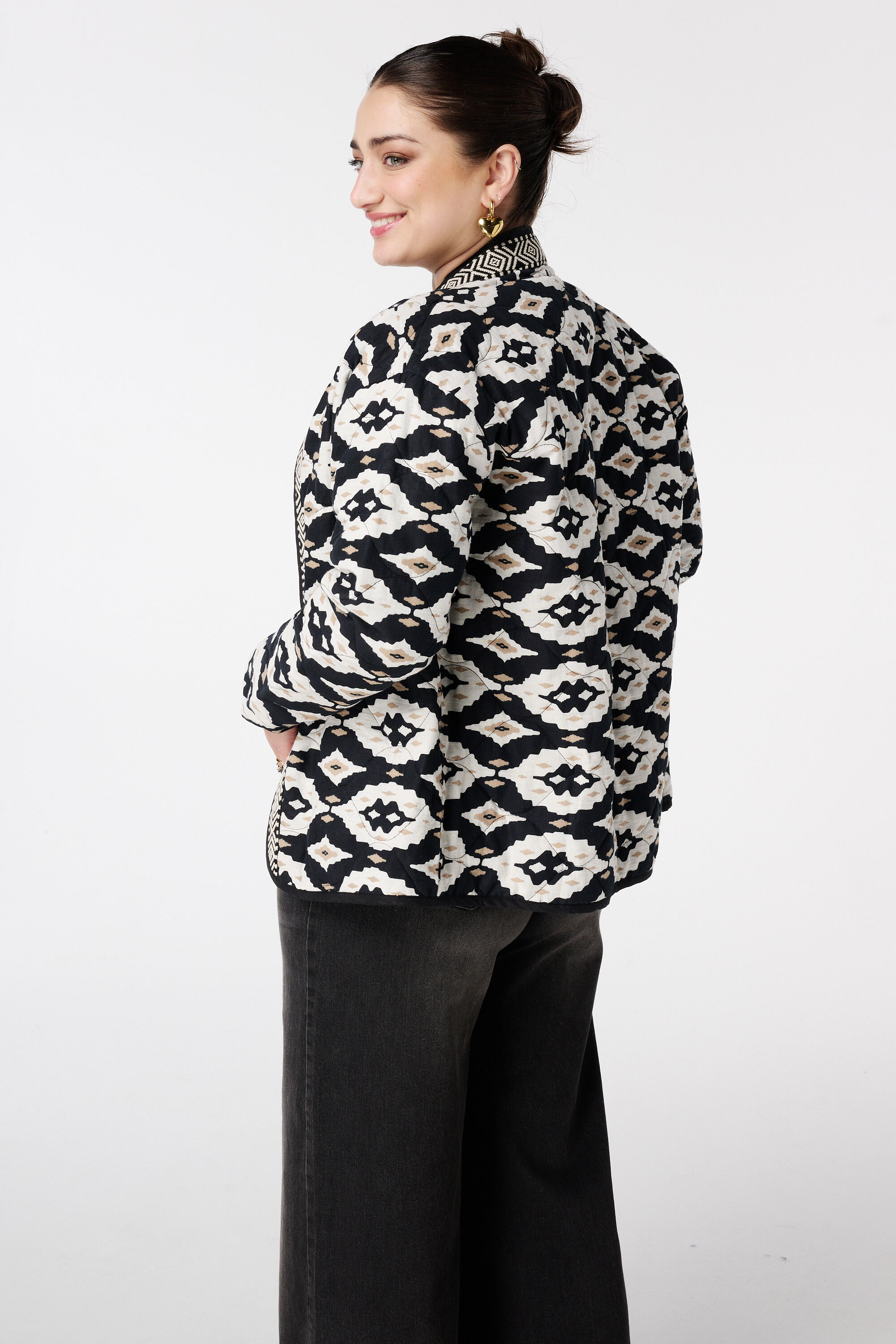 Gestepptes J&auml;ckchen image number 3