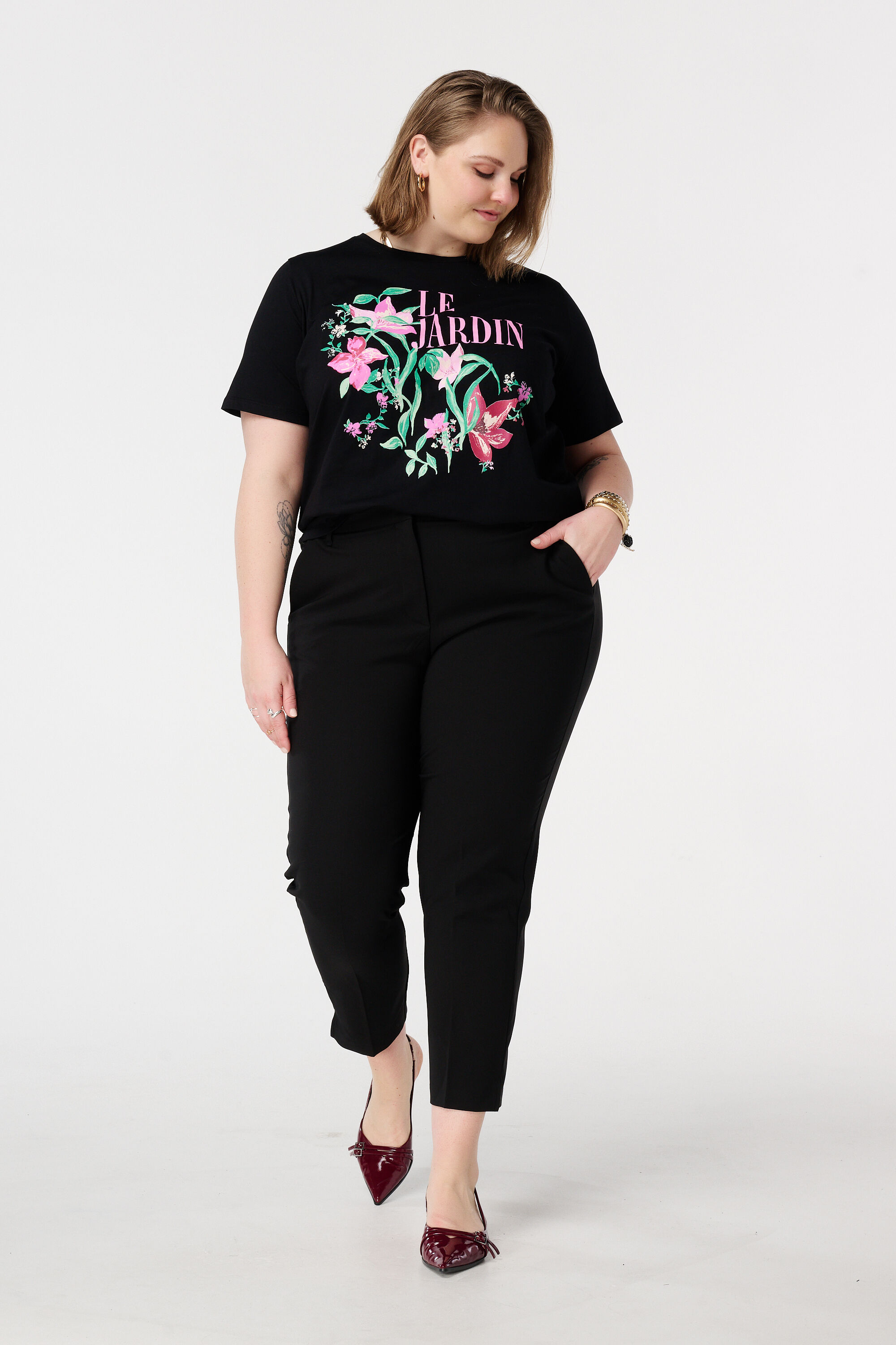 Hose mit geradem Bein und elastischem Bund