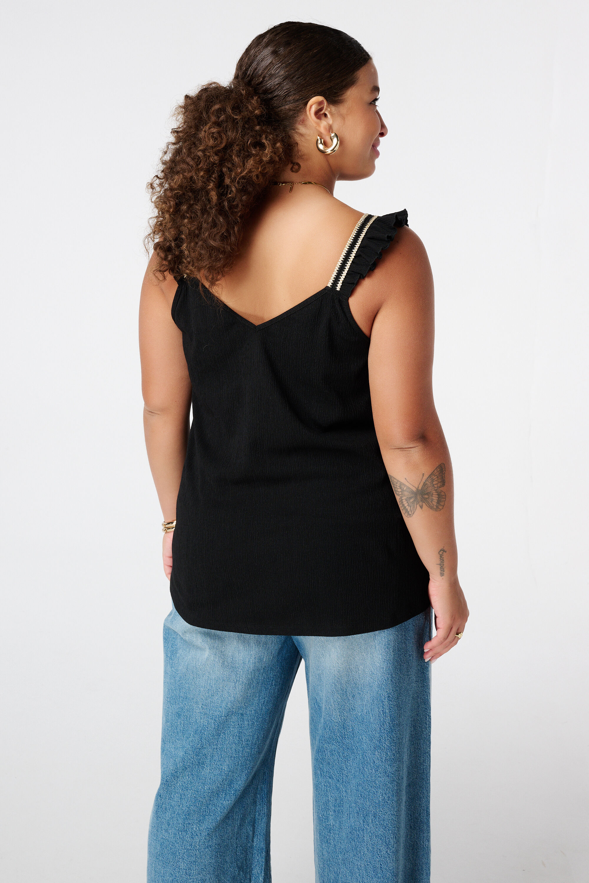 Top mit R&uuml;schenverzierung image number 3