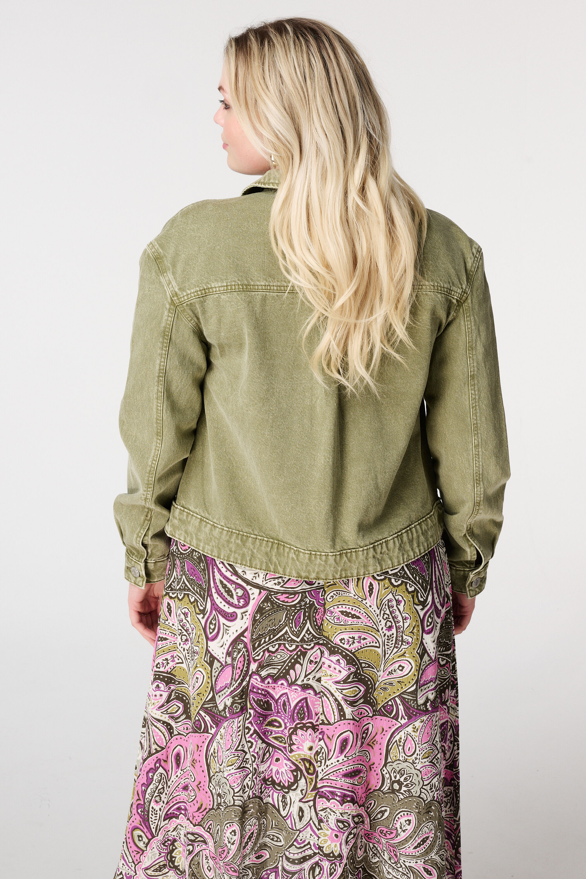 Gr&uuml;ne Jeansjacke image number 3