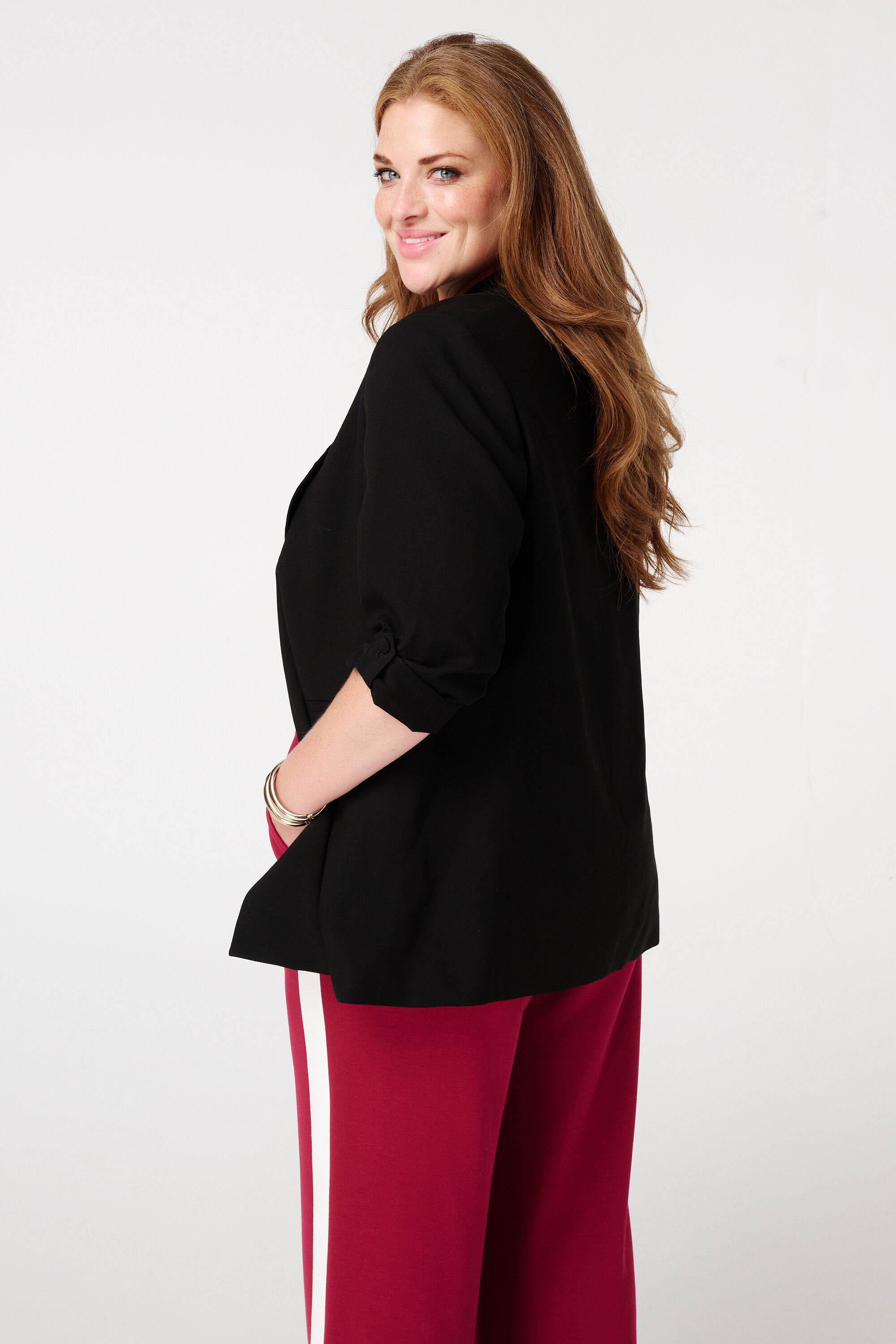 Blazer mit hochgekrempelten &Auml;rmeln image number 3