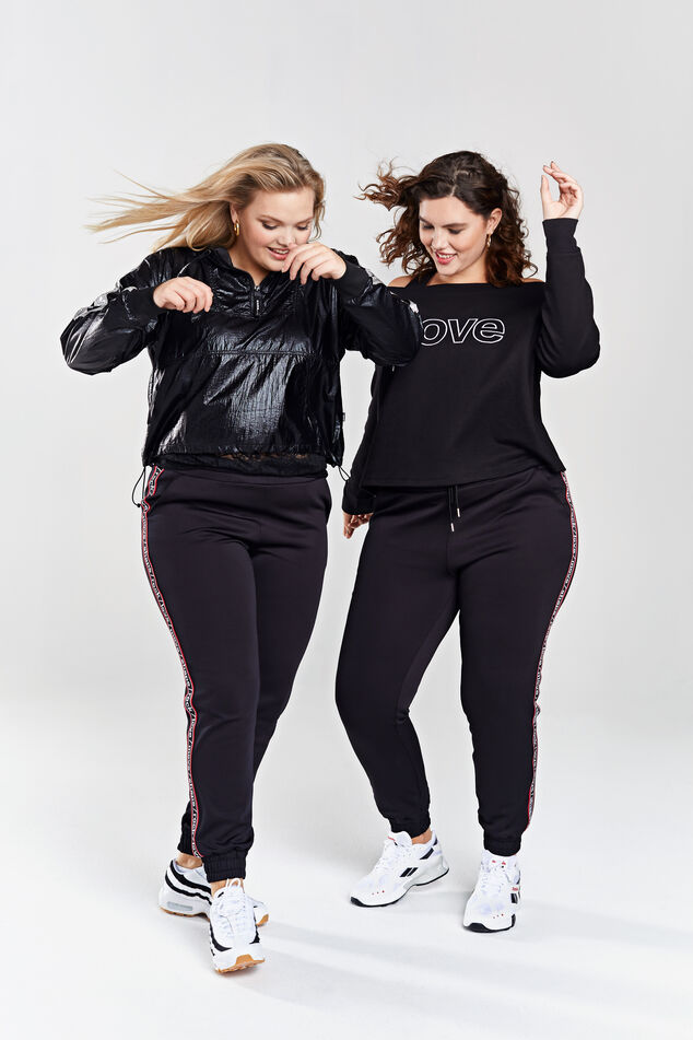 Kurzer Hoodie  image number 3