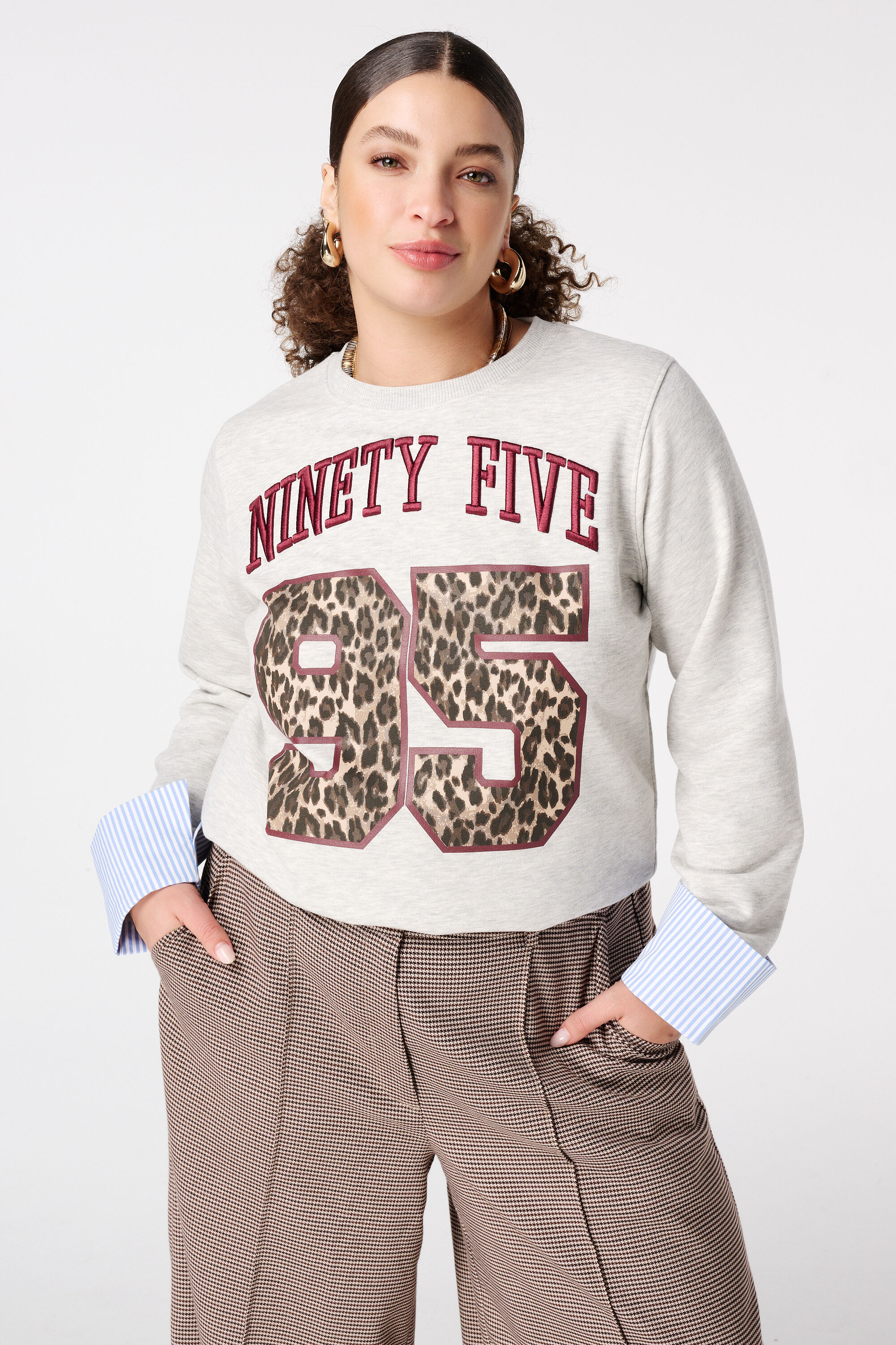 Pullover mit Blusendetails