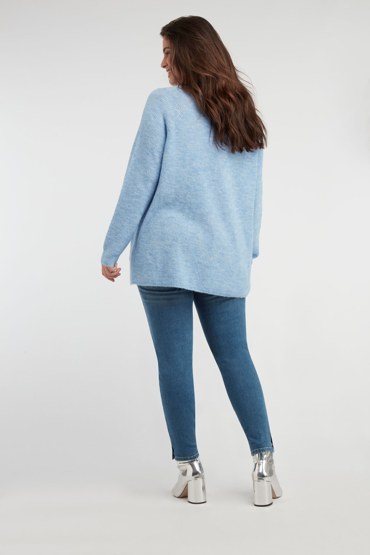 Skinny-Leg Jeans image number 3