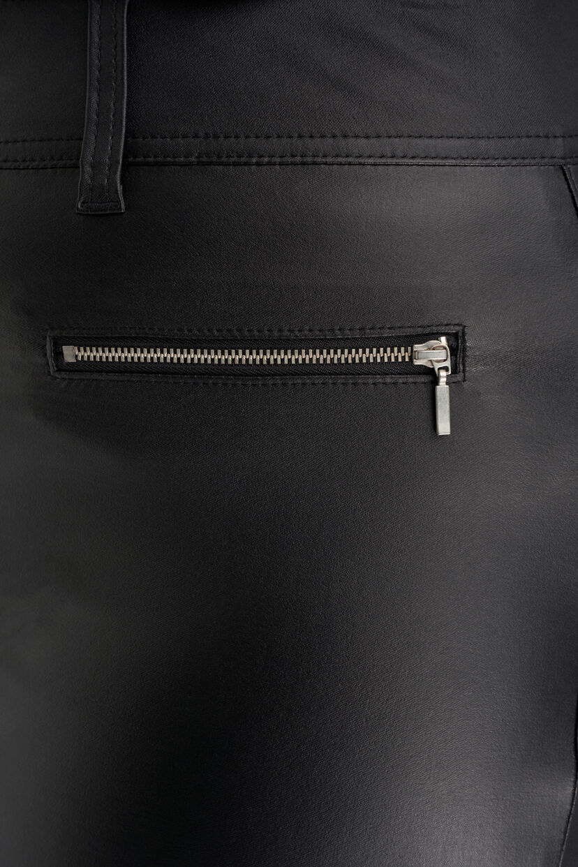 Kunstleder-Hose mit Rei&szlig;verschluss image number 4