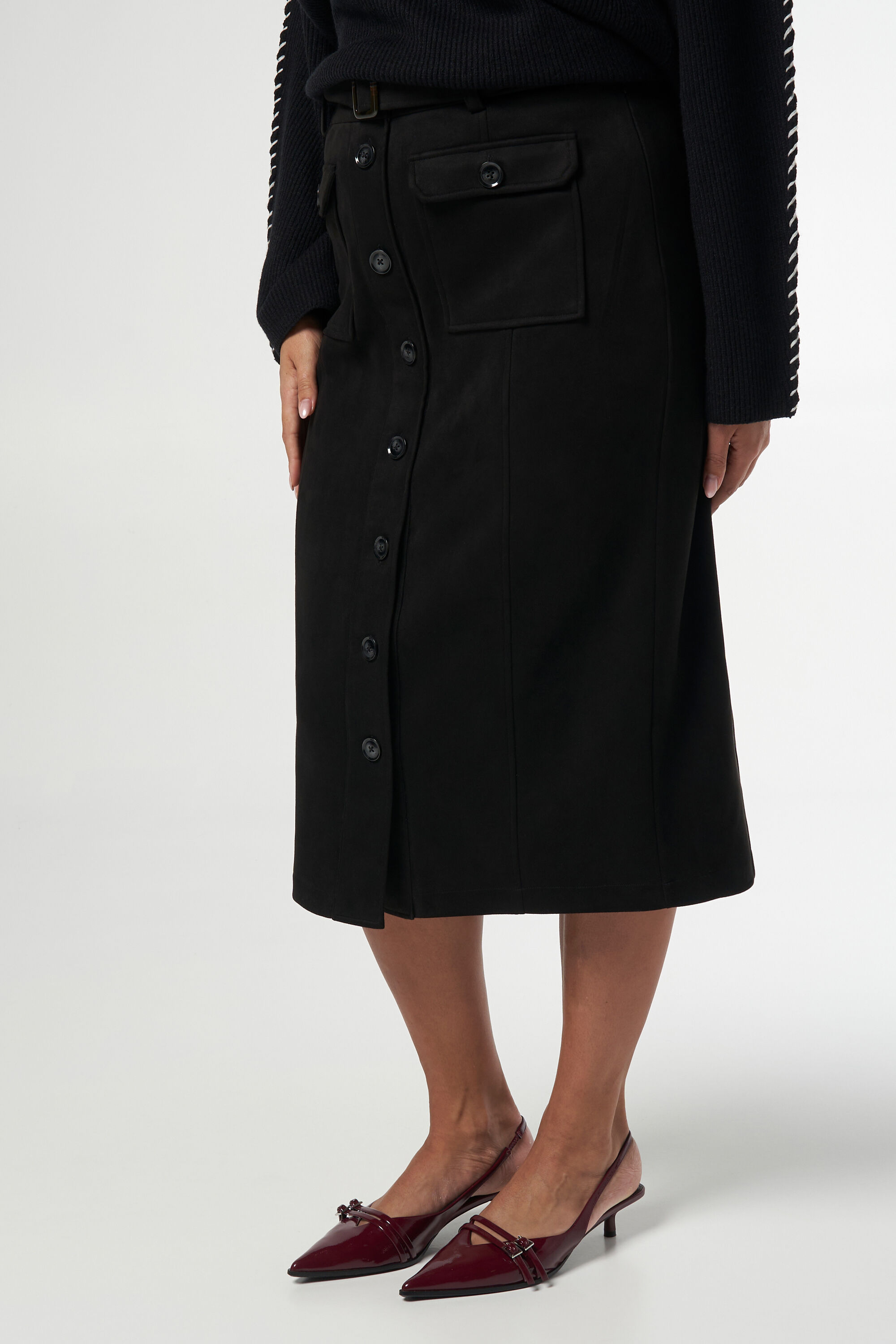 Rock in Wildlederoptik image number 5