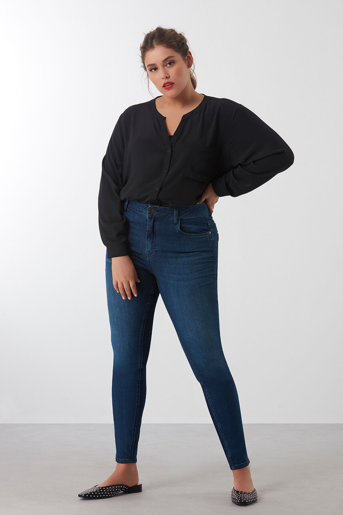 Super skinny HIGH WAIST JEANS image number 4