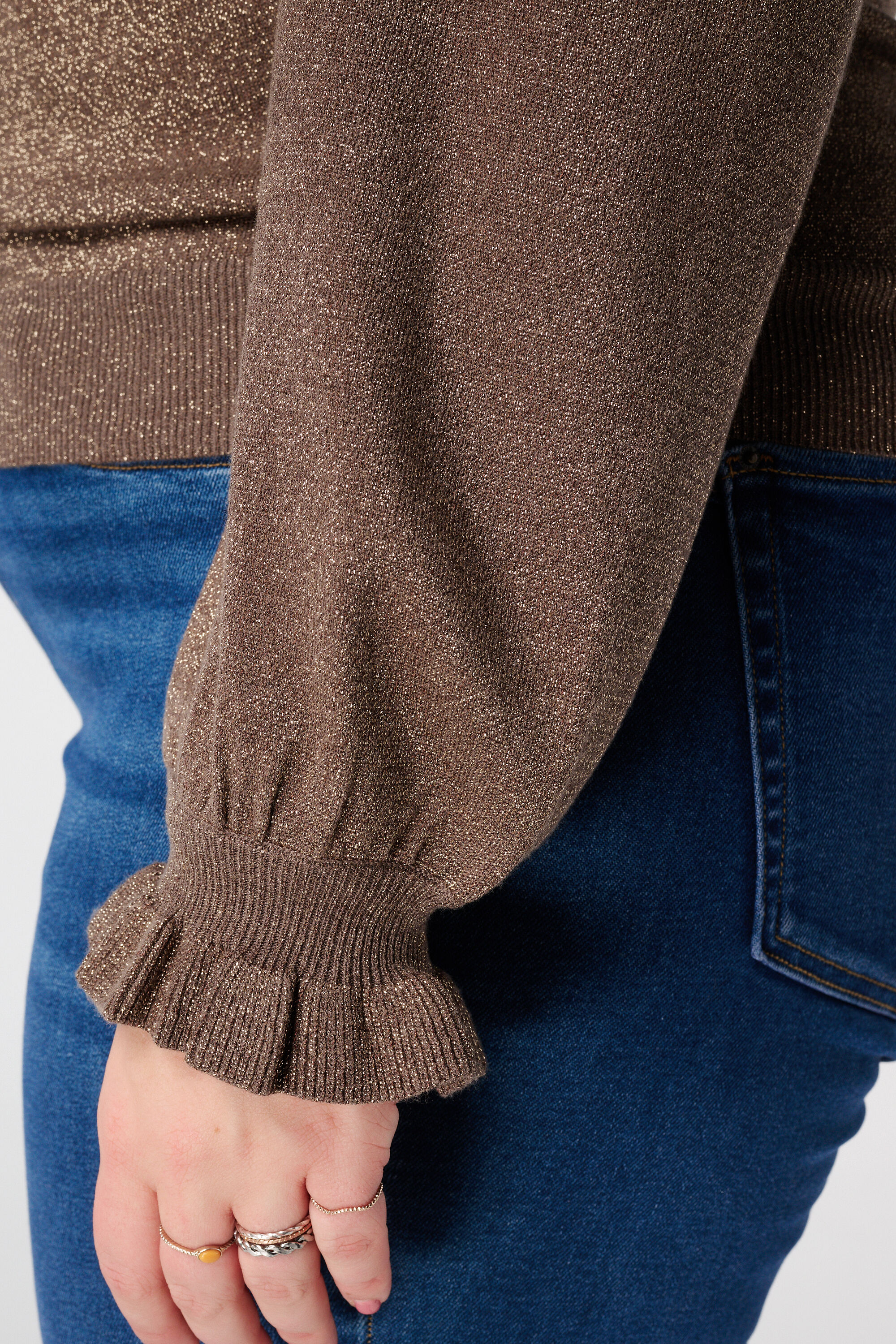 Lurex-Pullover mit R&uuml;schen&auml;rmeln image number 6