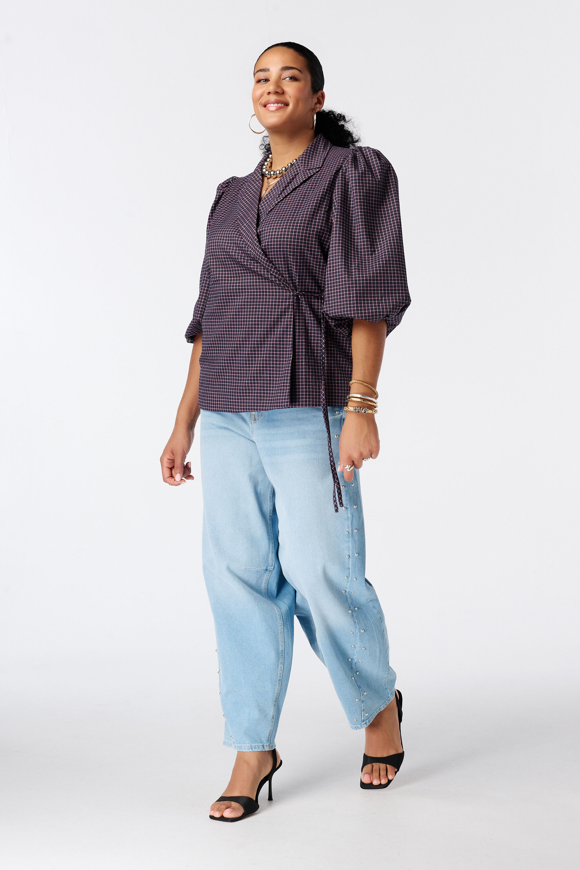 Karierter Blazer in Wickeloptik image number 4