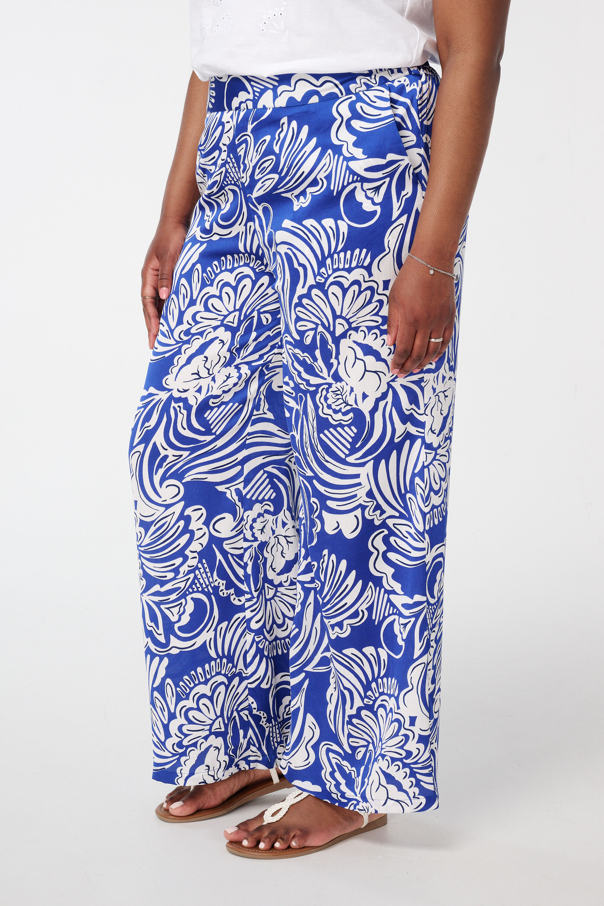 Hose mit Print image number 5