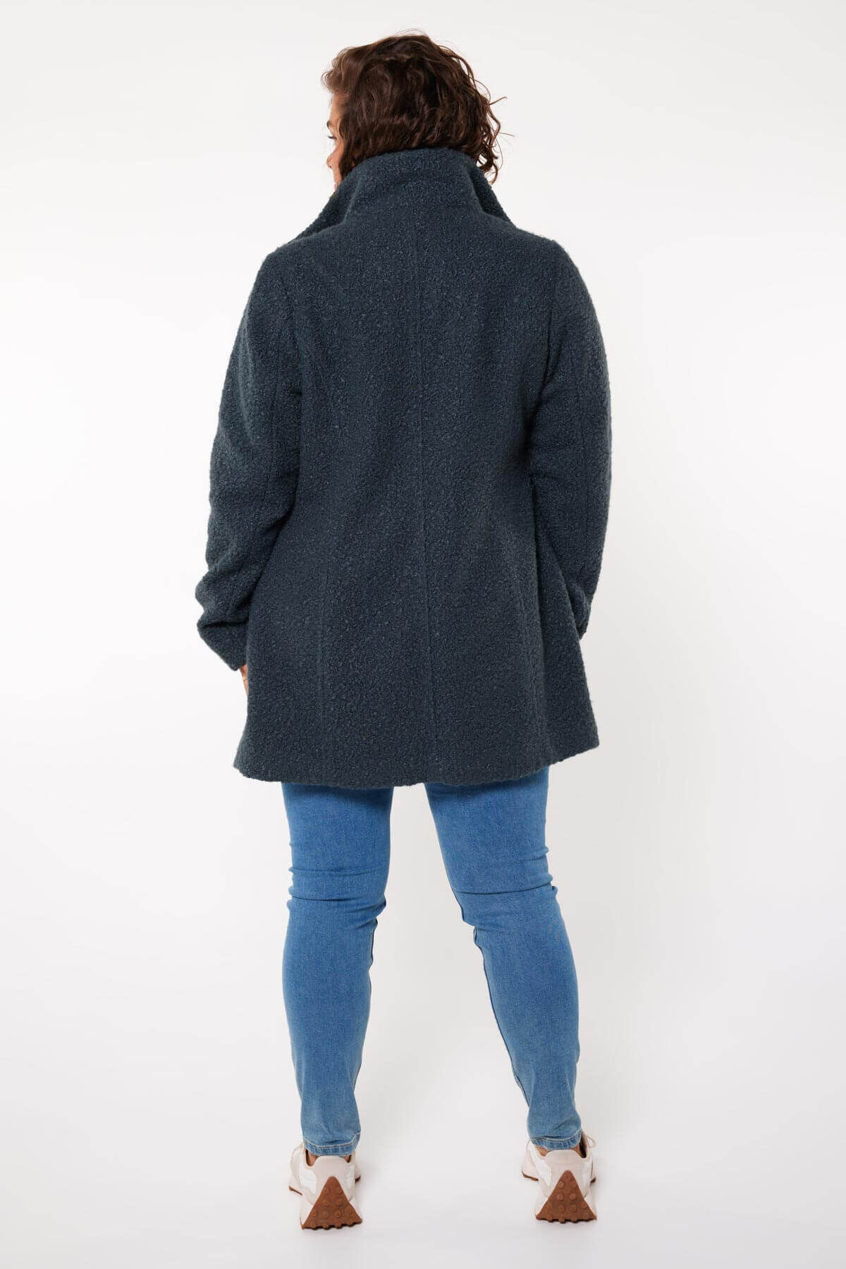 Boucl&eacute;-Mantel image number 4