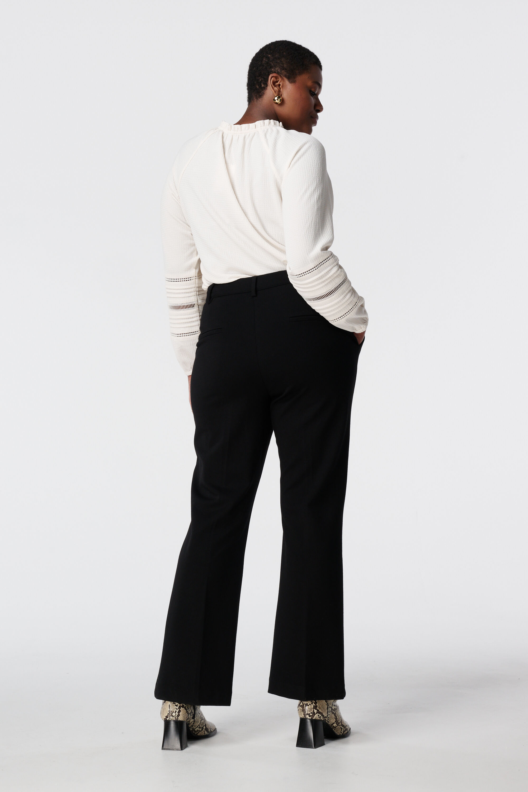 Hose mit Schlitz  image number 3