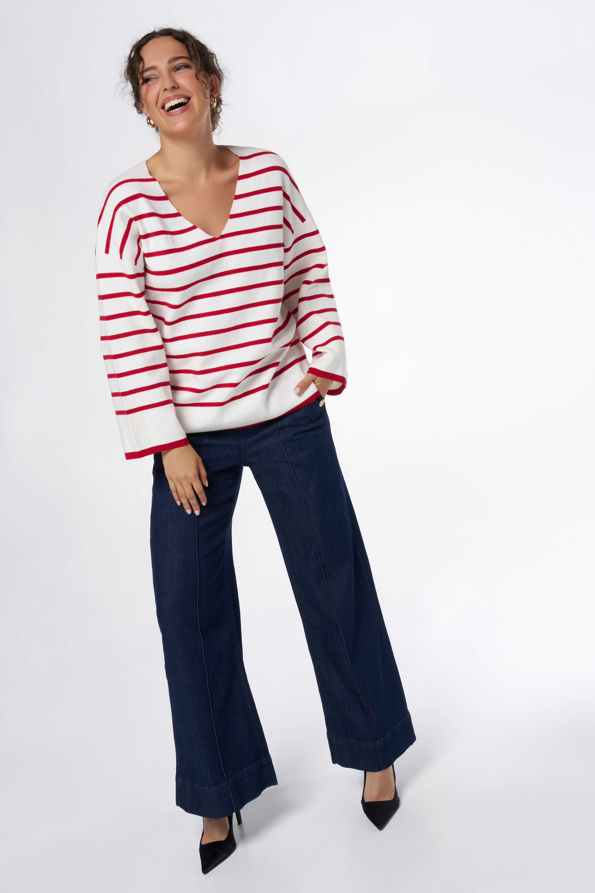 Pullover mit V-Ausschnitt  image number 5