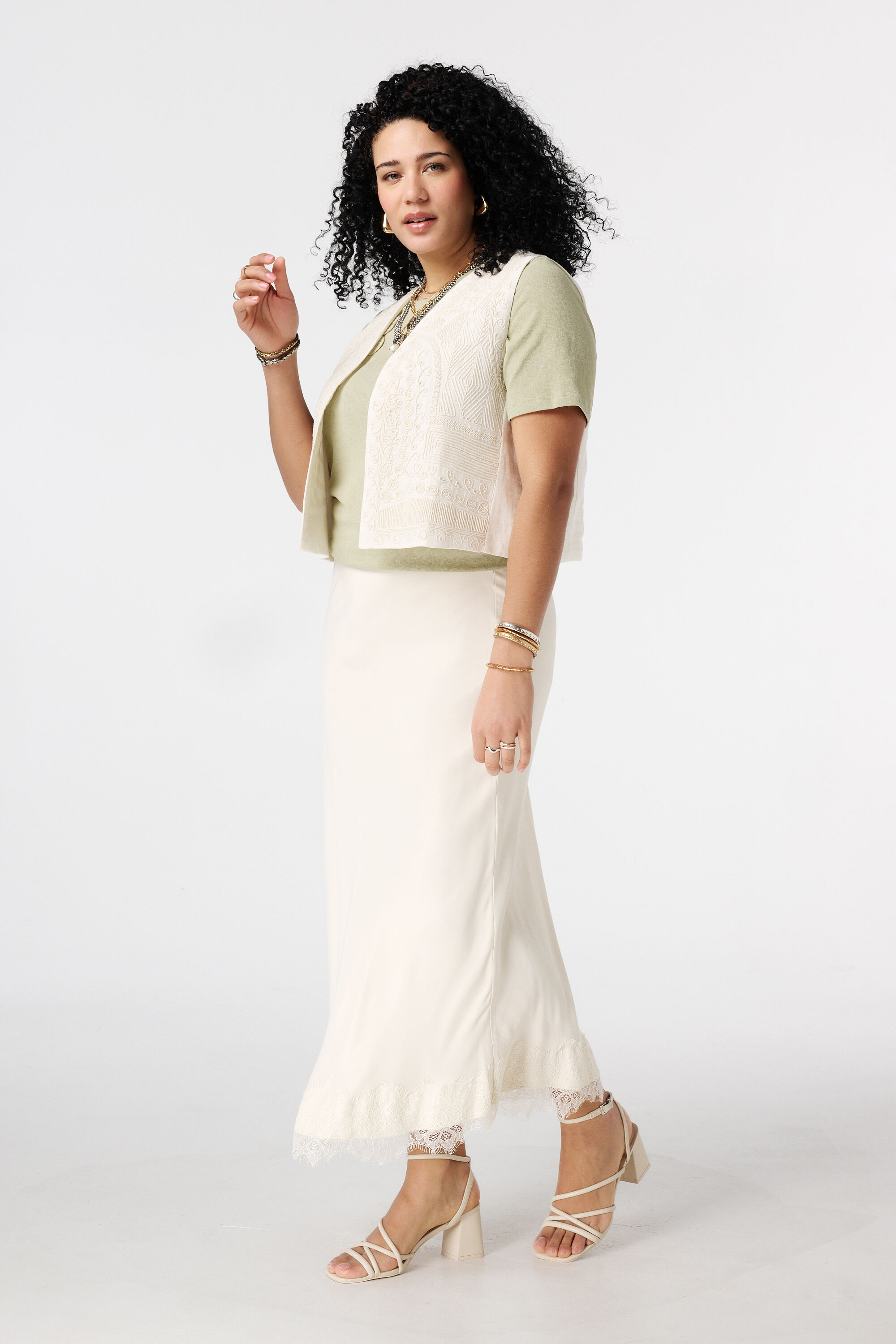 Gilet mit Stickerei image number 5